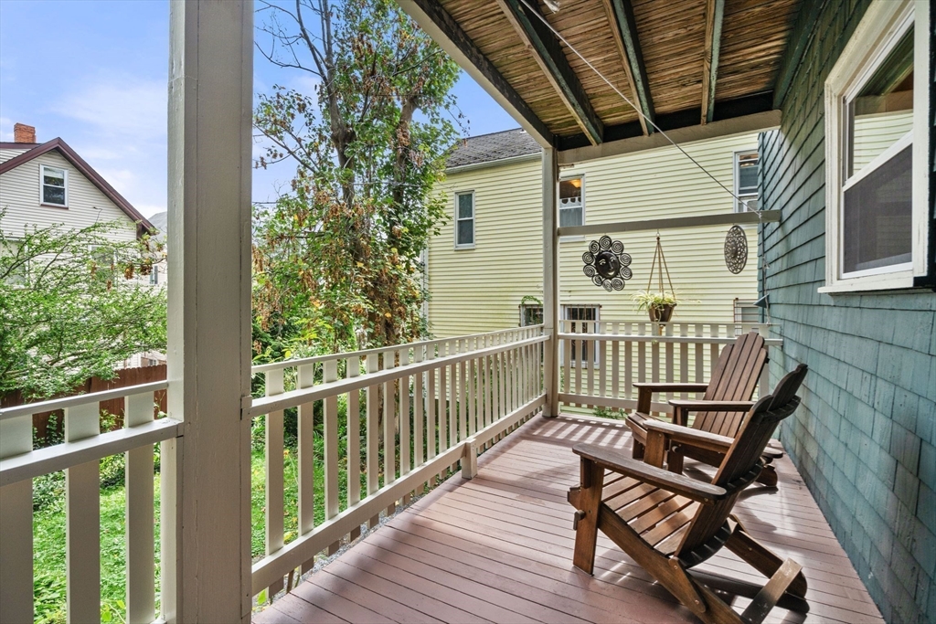 15 Oakland St # 1