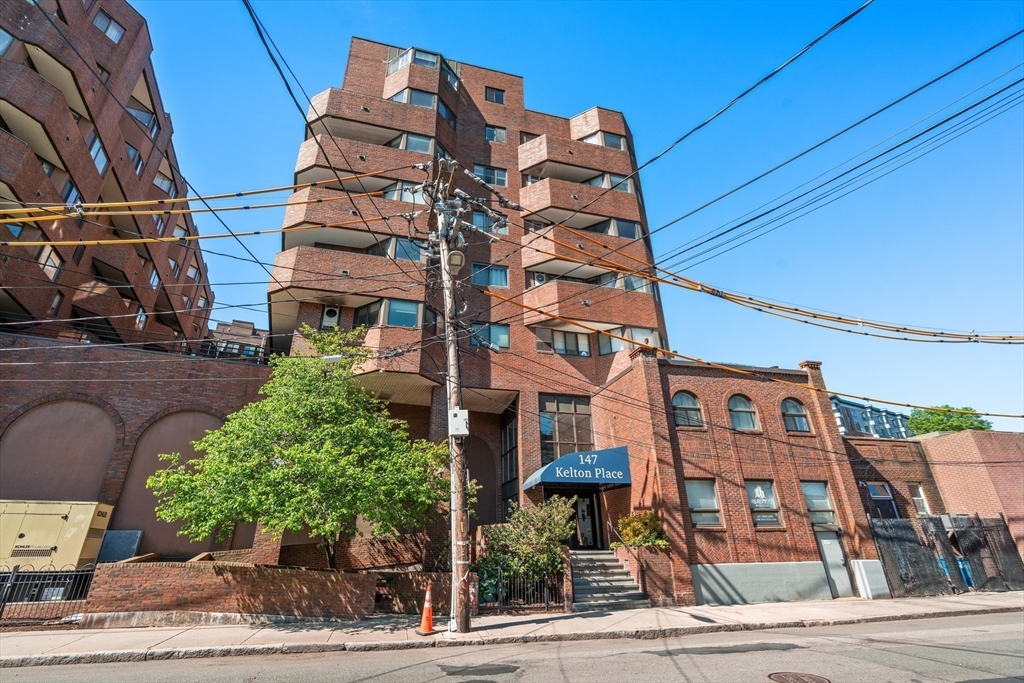 147 Kelton St # 704