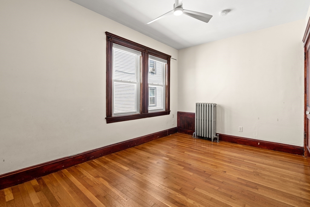 21-23 Averton St