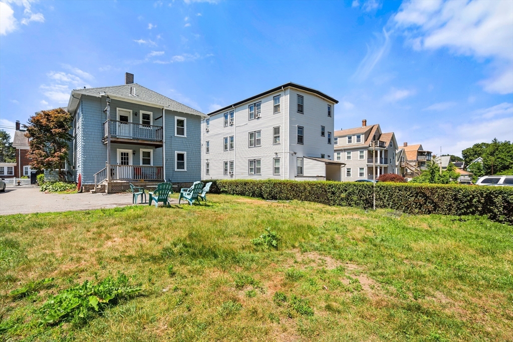 21-23 Averton St