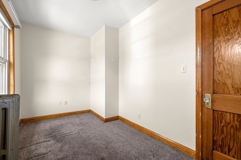 21-23 Averton St