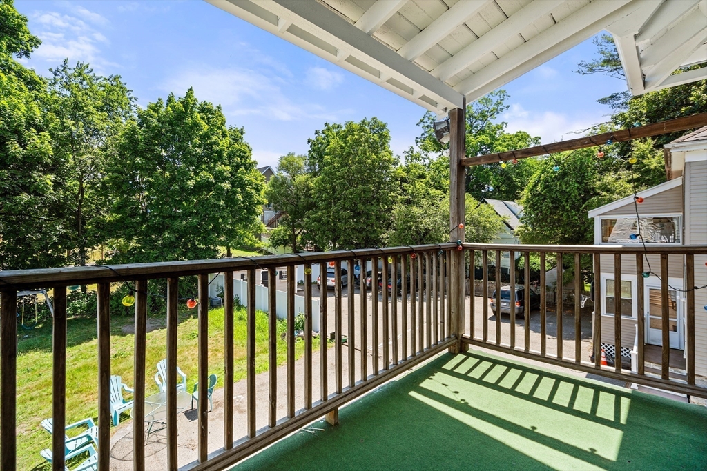 21-23 Averton St