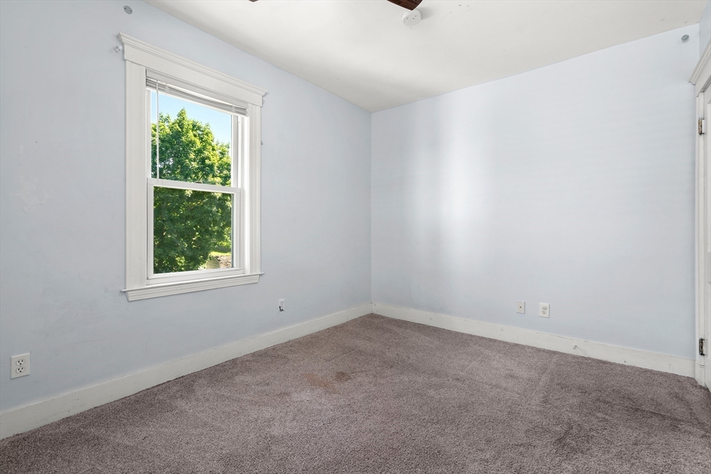 21-23 Averton St