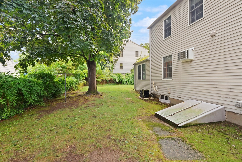 173 Vine Rock St