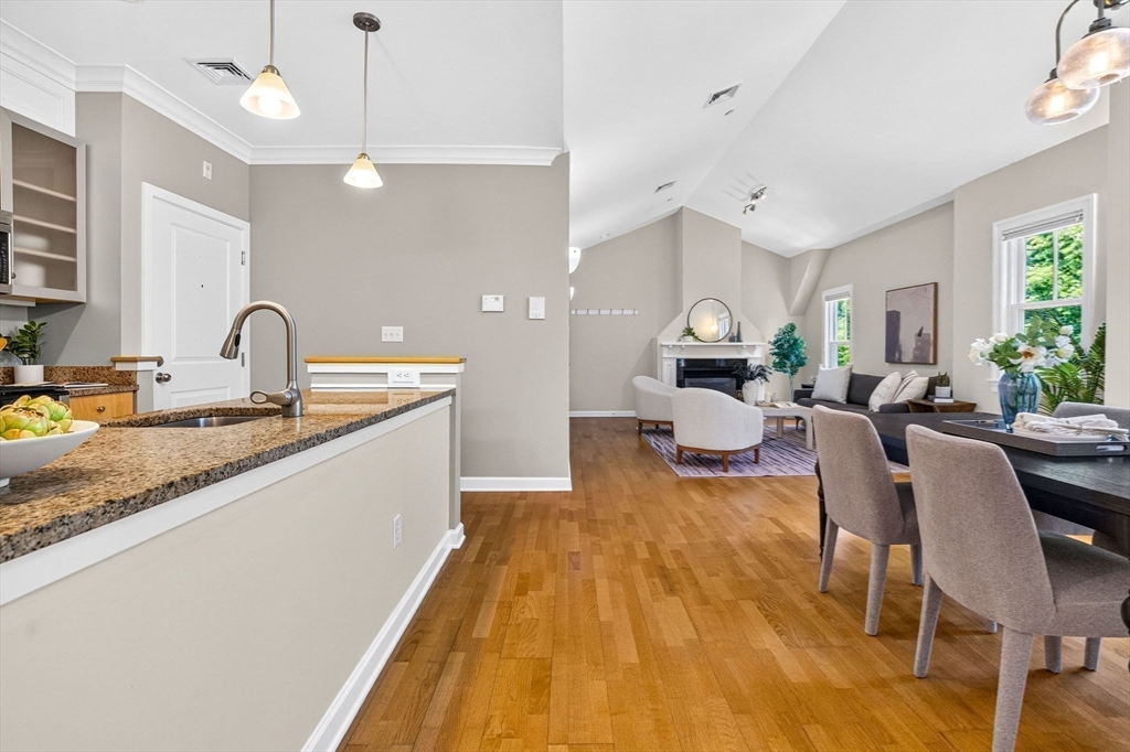 131 Green Street # 306