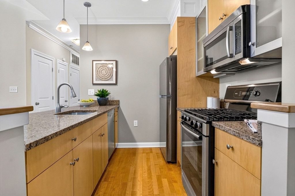 131 Green Street # 306
