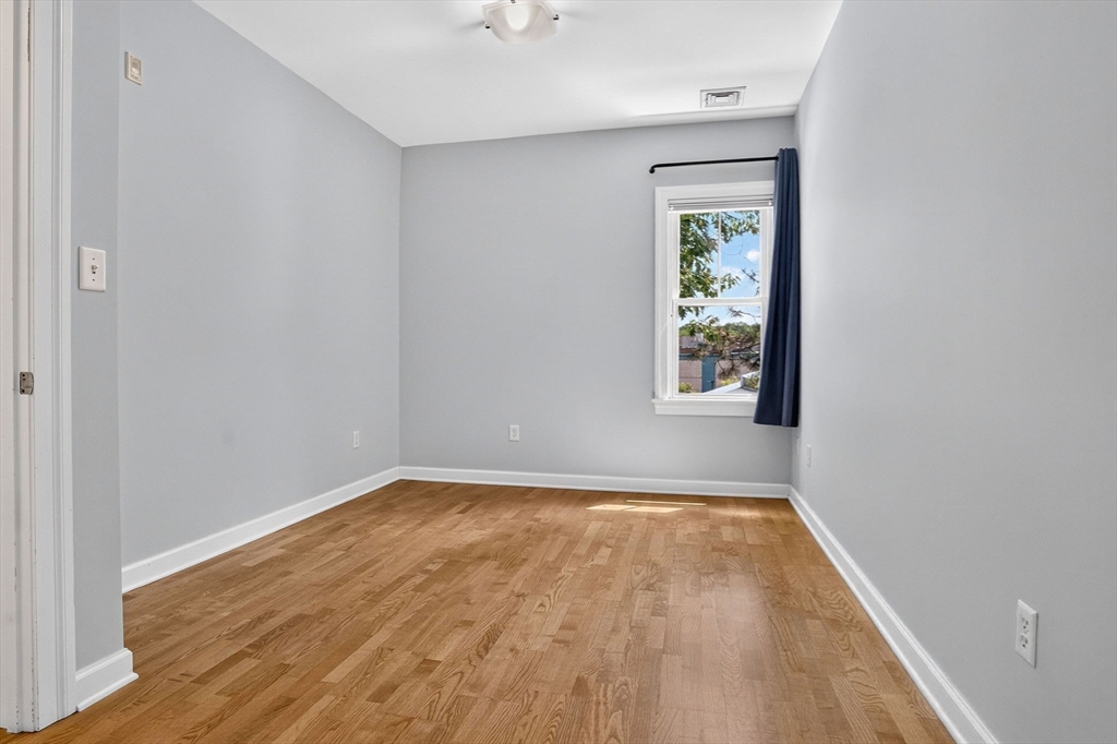 131 Green Street # 306