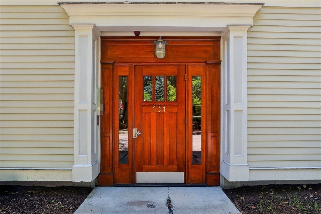 131 Green Street # 306