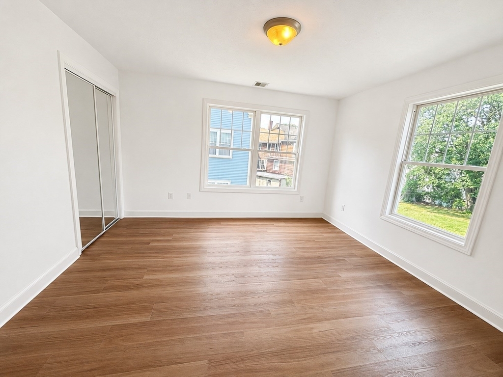 78 Durnell Ave