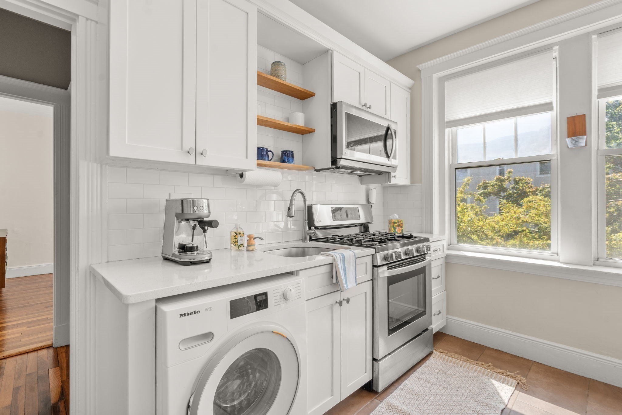 343 S Huntington Ave # 6