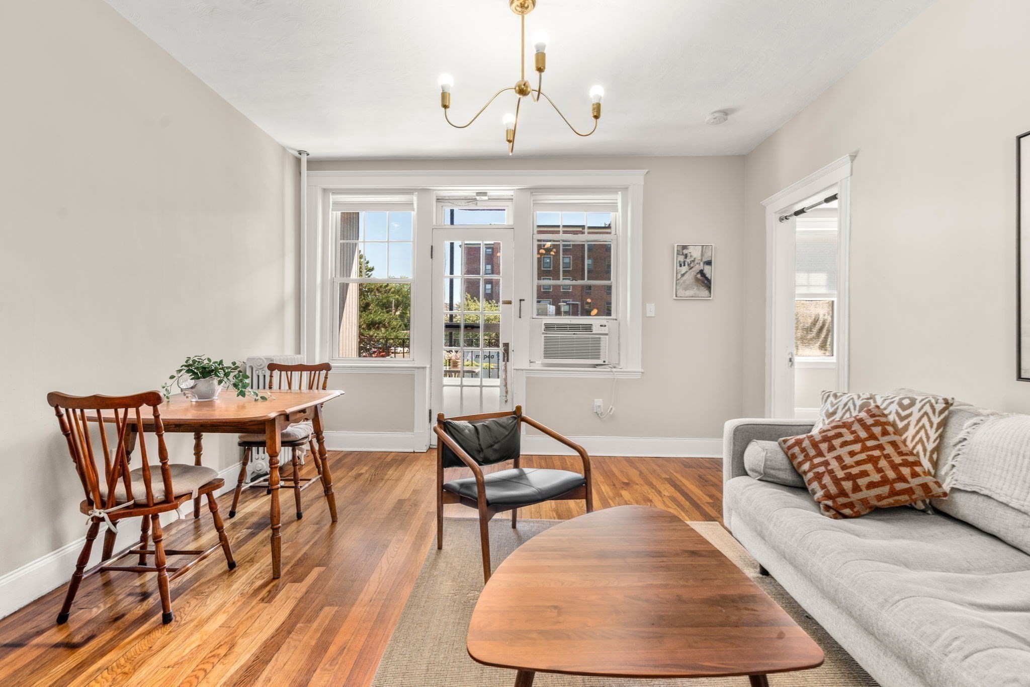 343 S Huntington Ave # 6