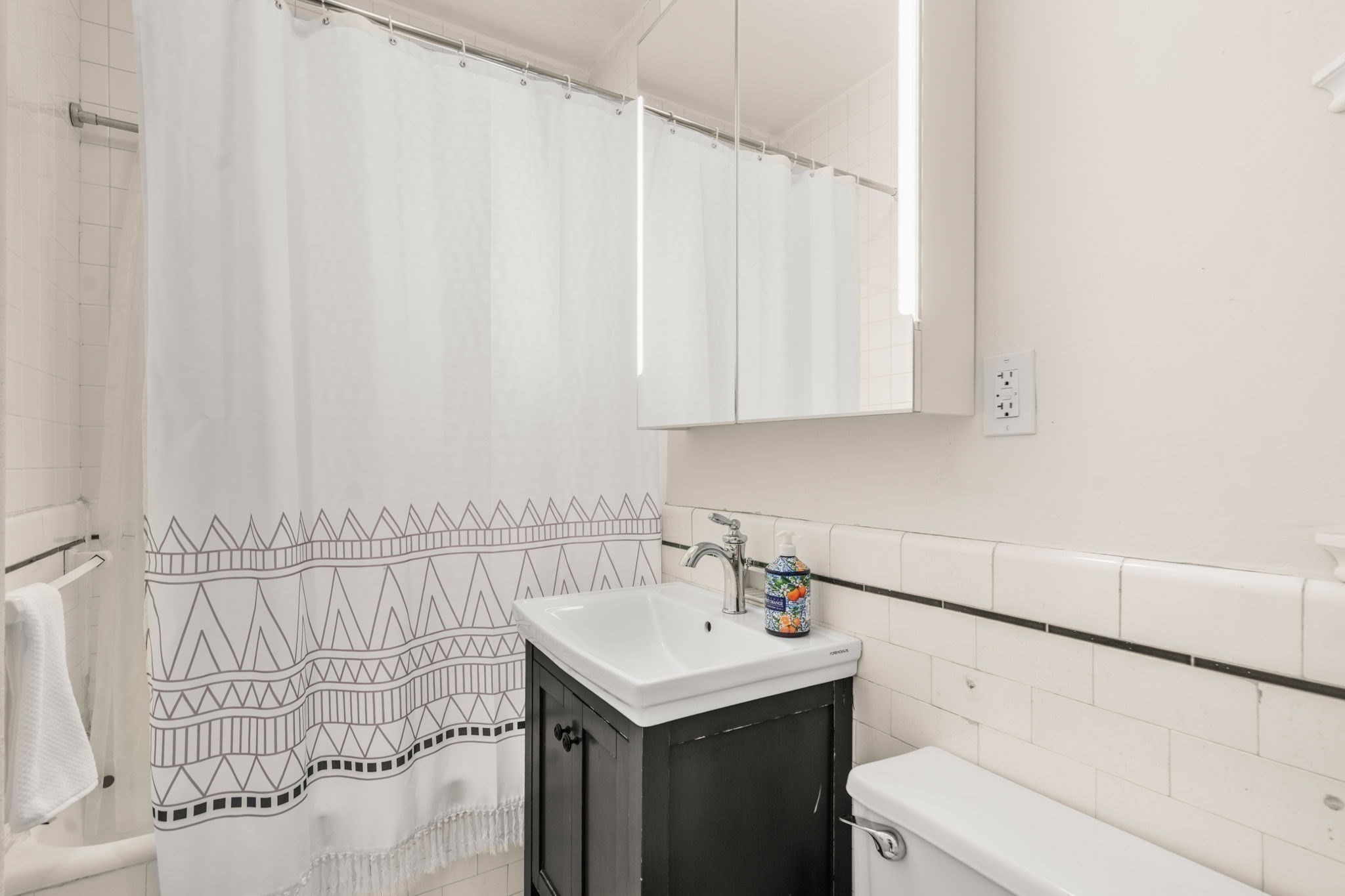 343 S Huntington Ave # 6