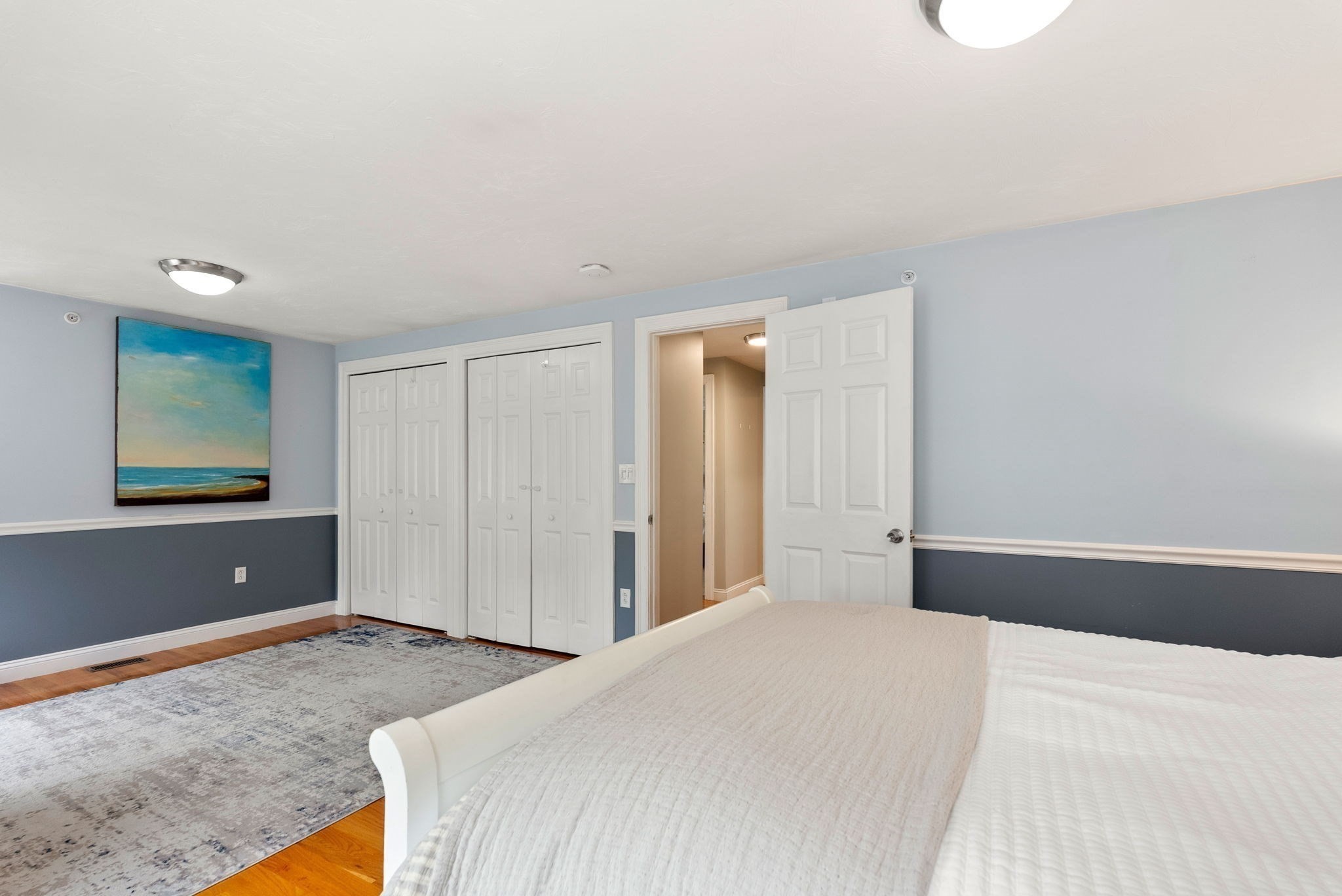 16 Westminster Ave # B2