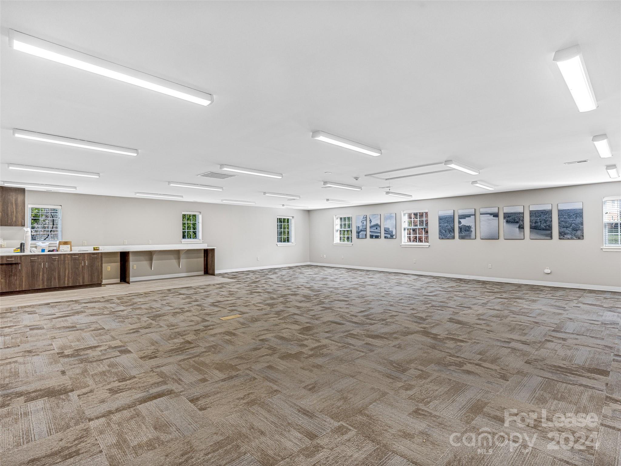 800 Beverly Hanks Center