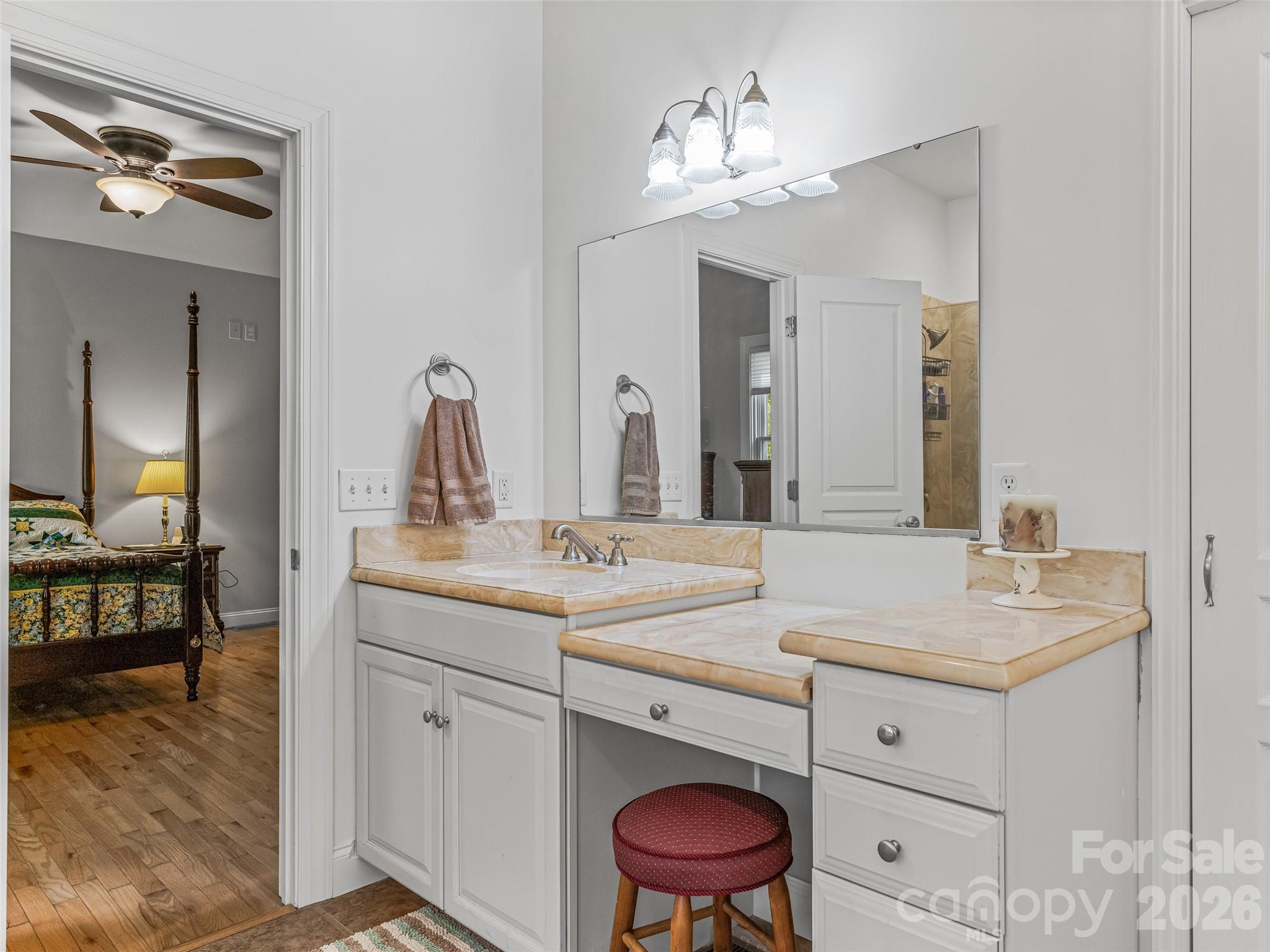 138 Bridlewood Trail