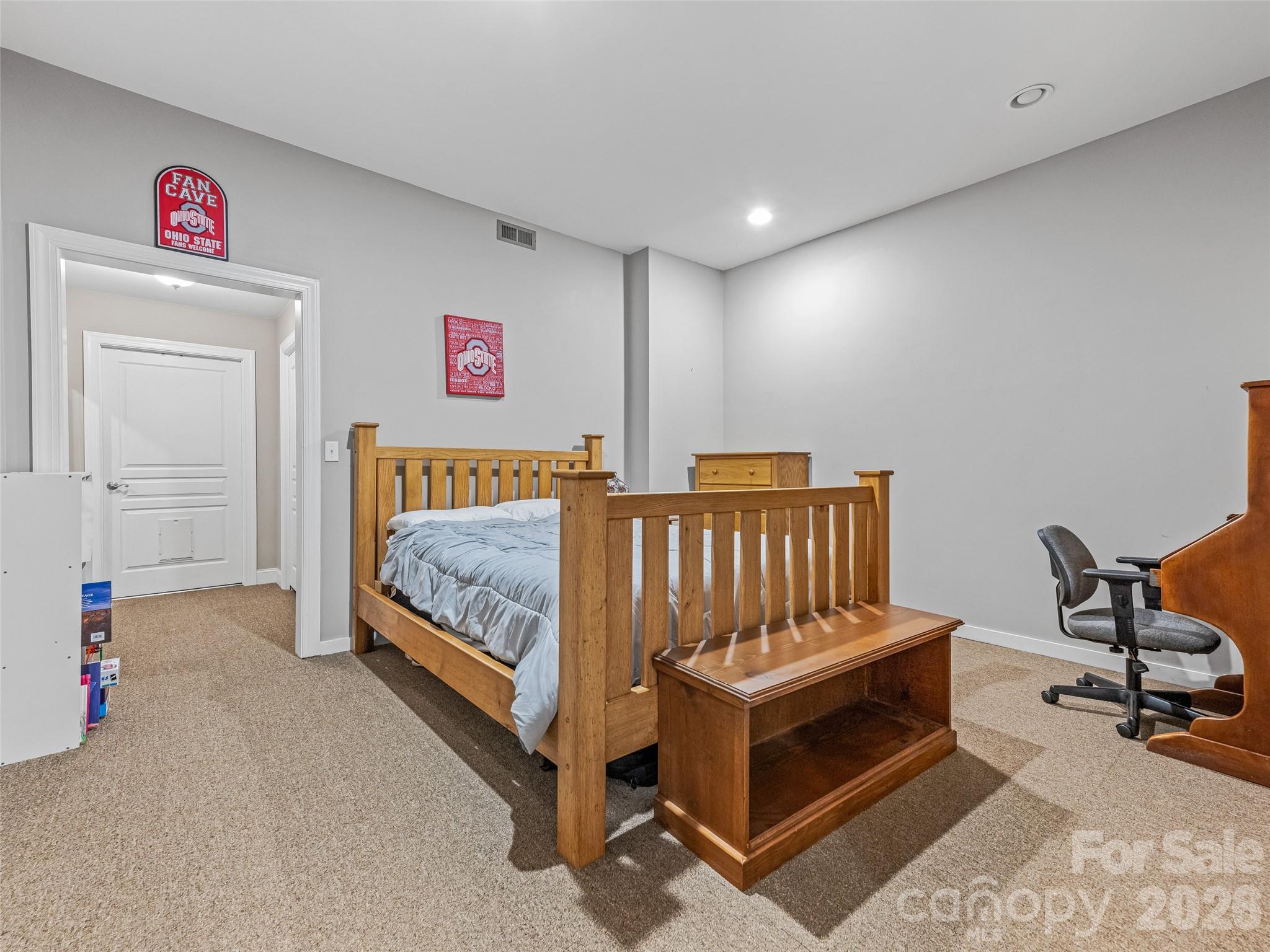 138 Bridlewood Trail