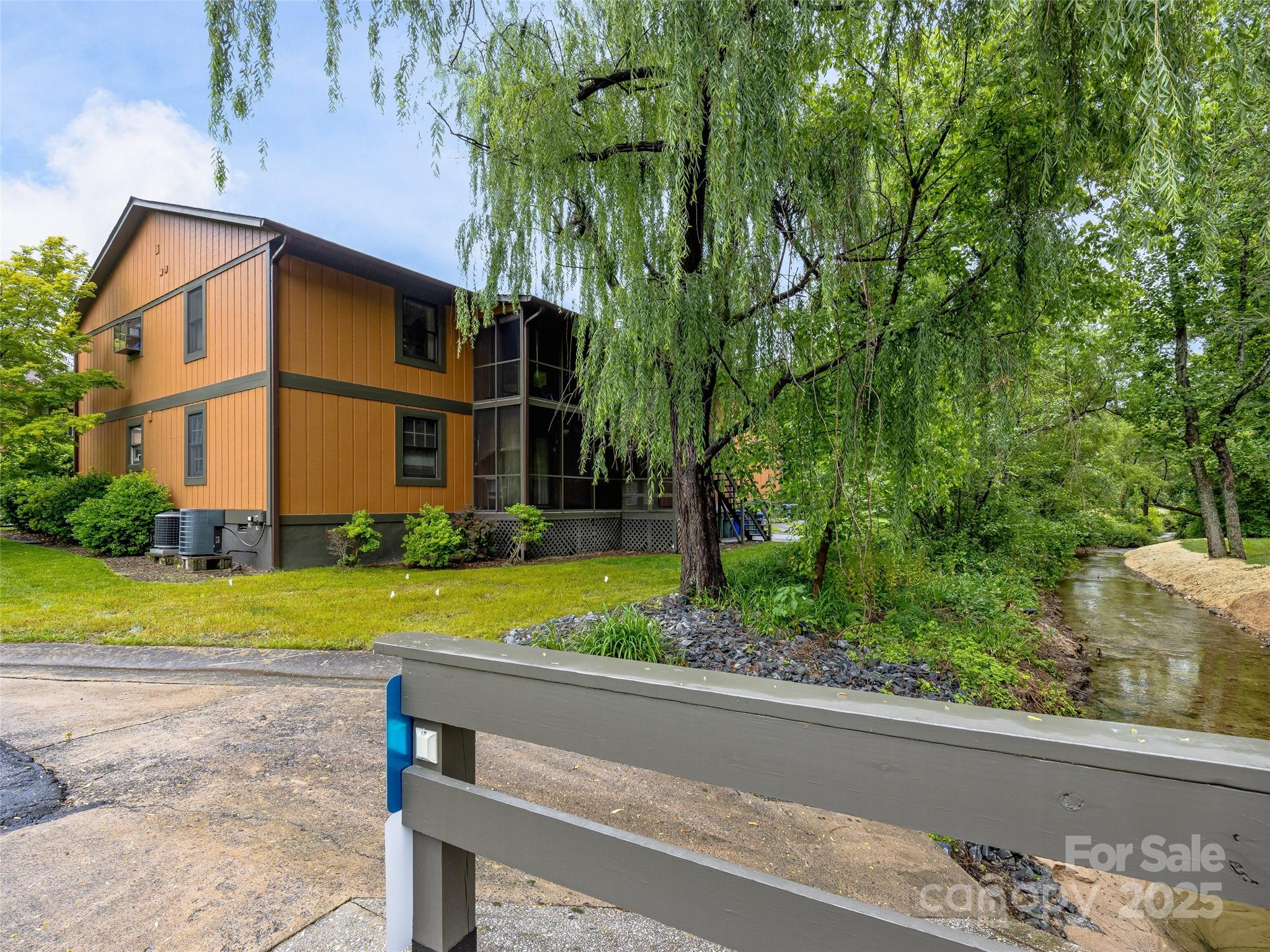 1745 Haywood Manor Road Unit: A