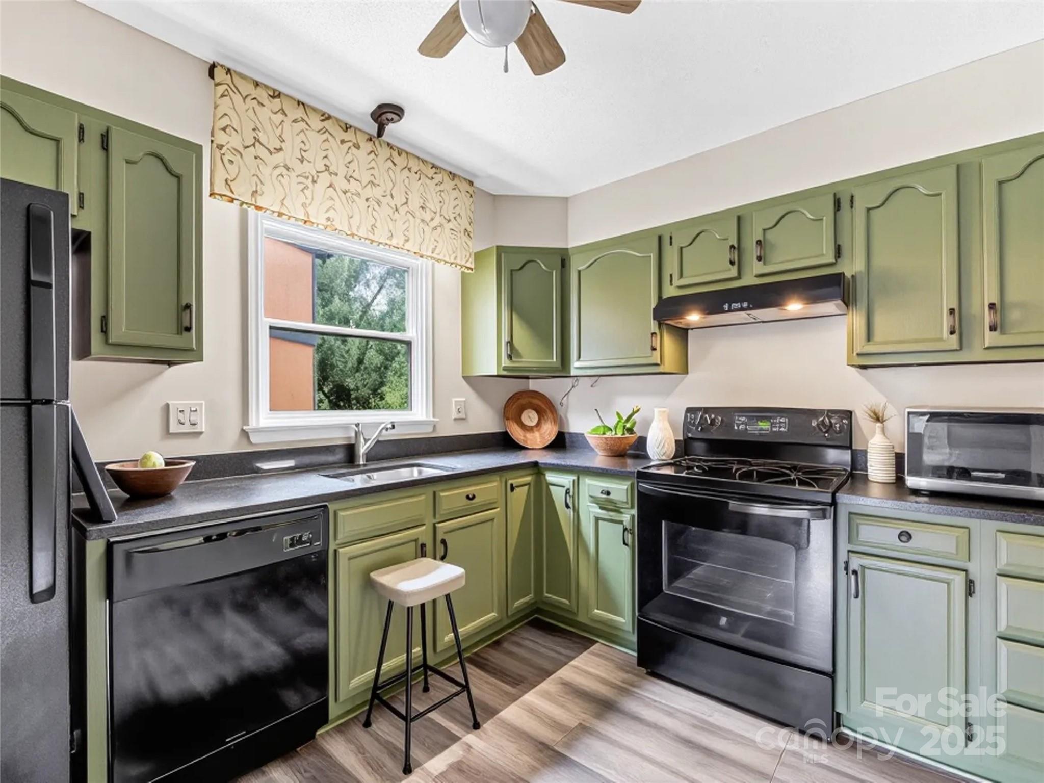1745 Haywood Manor Road Unit: A
