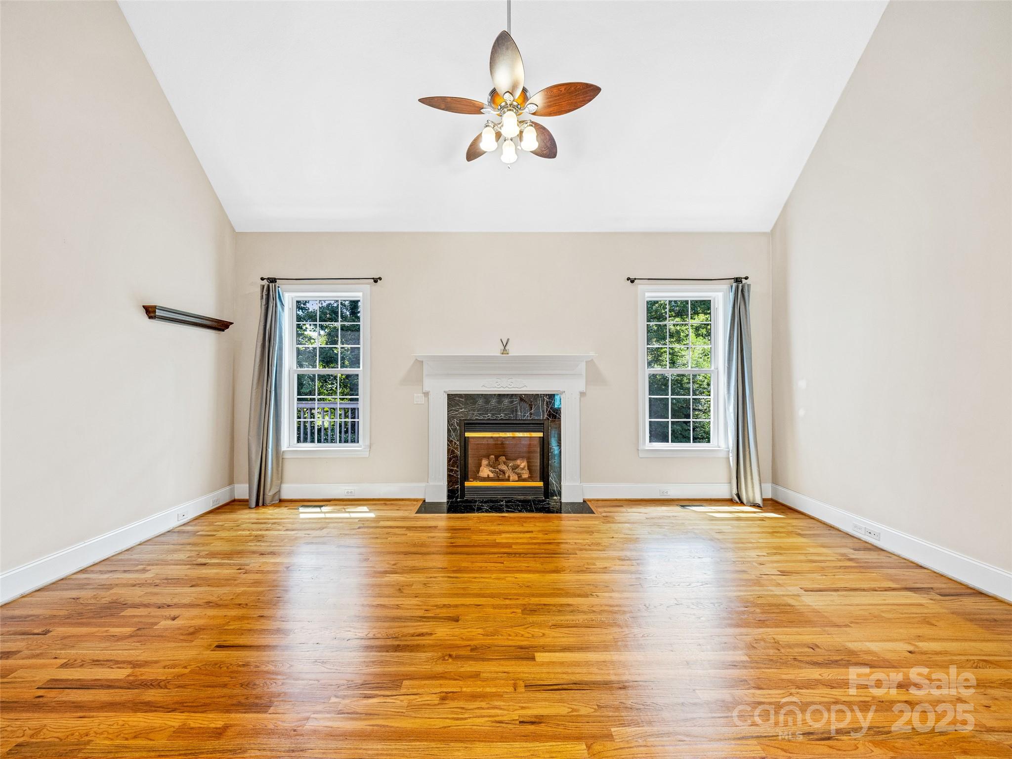 9 Foggy Glen Drive
