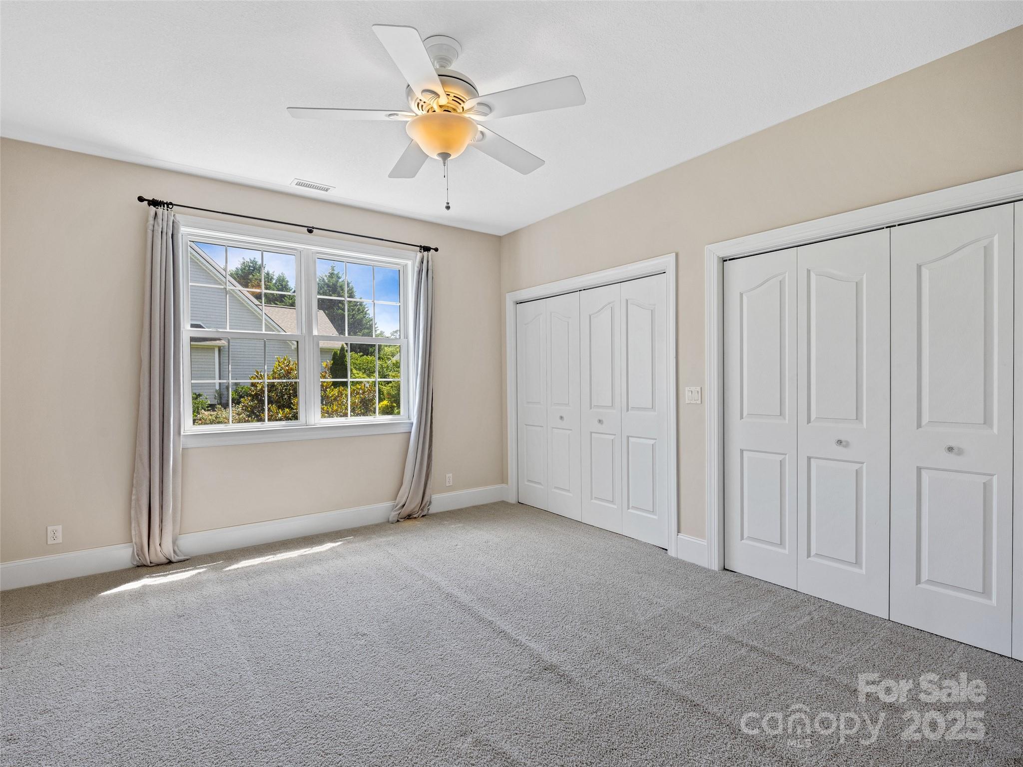 9 Foggy Glen Drive