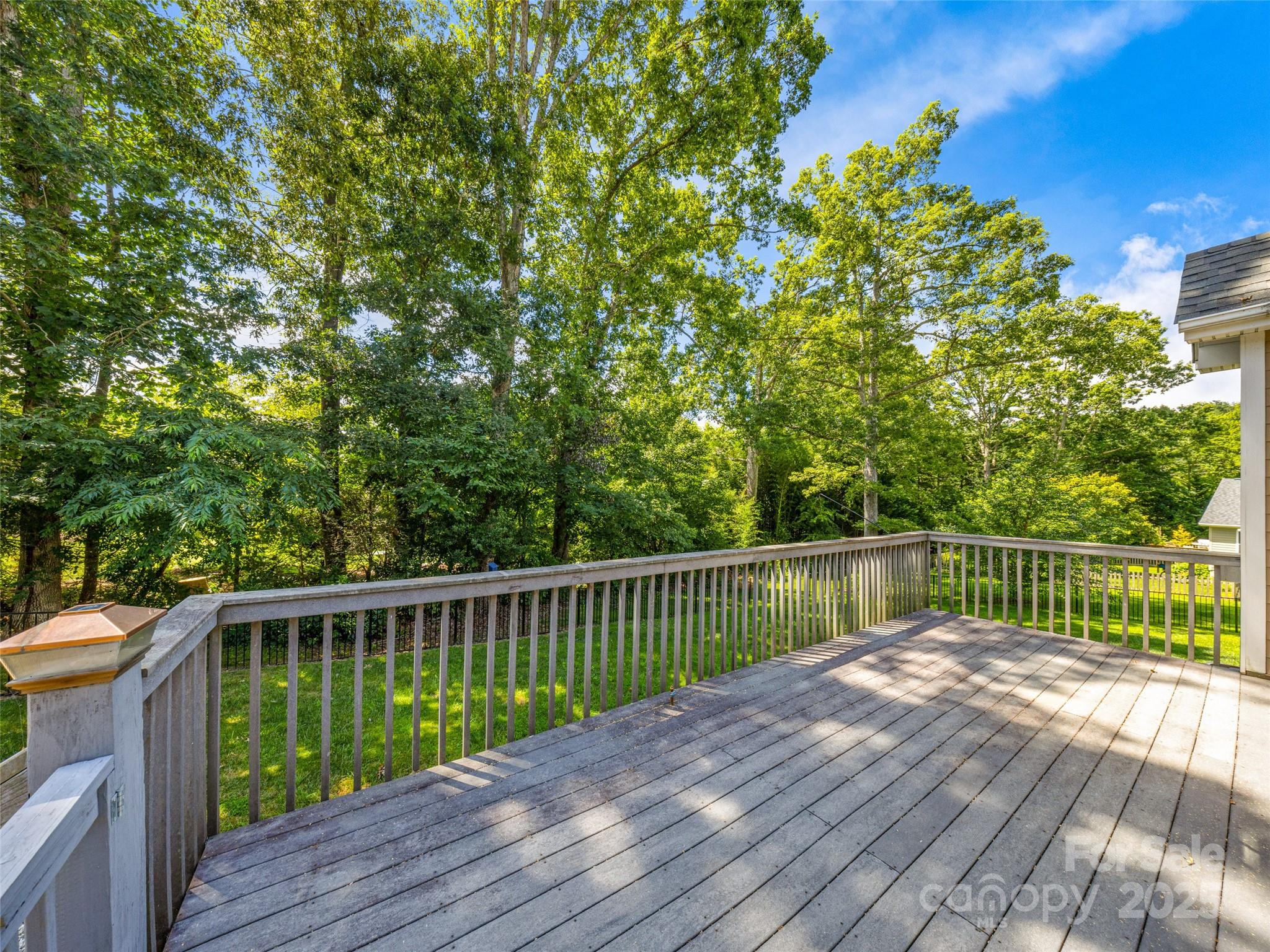 9 Foggy Glen Drive