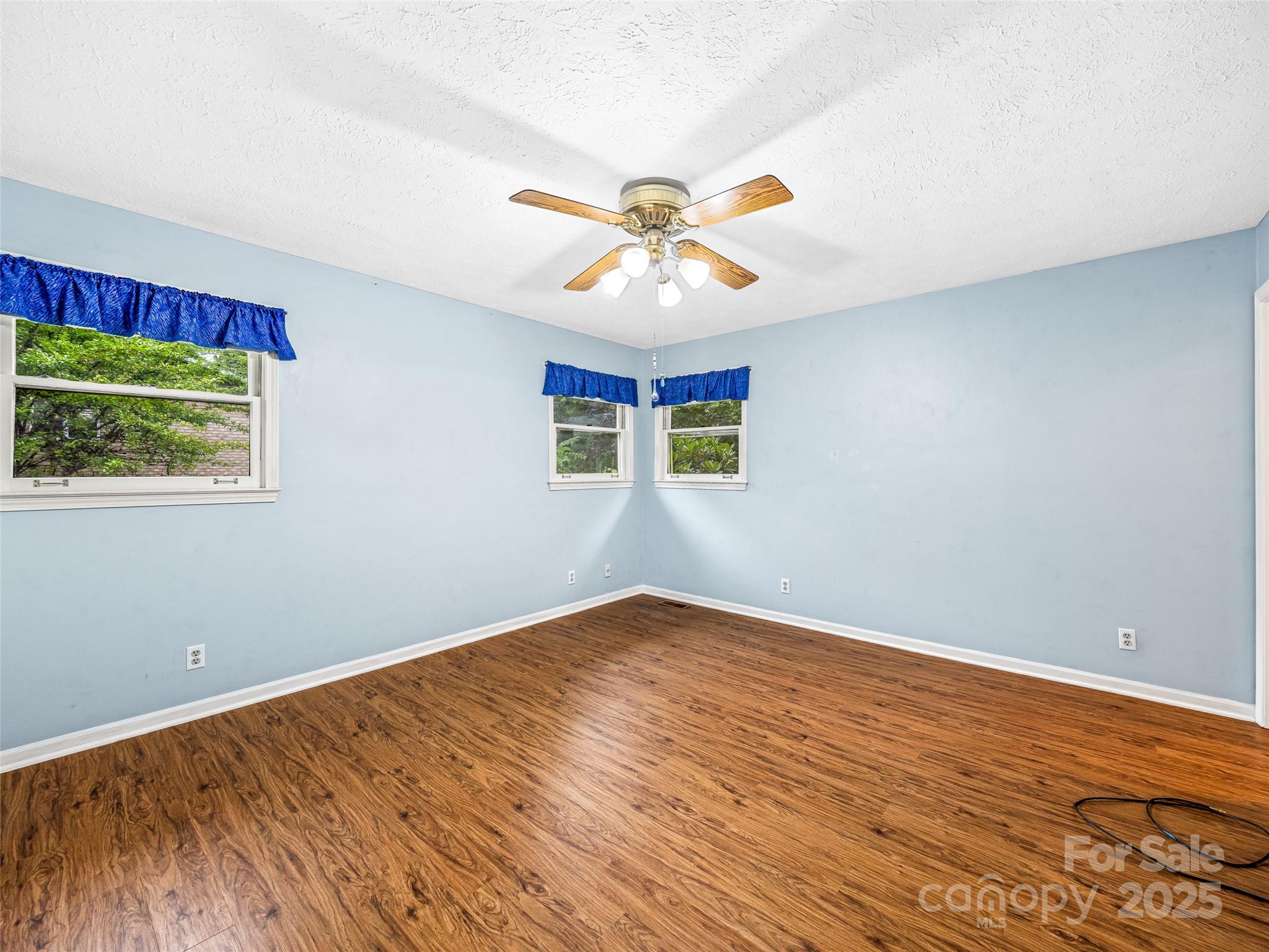 1066 Maplewood Court