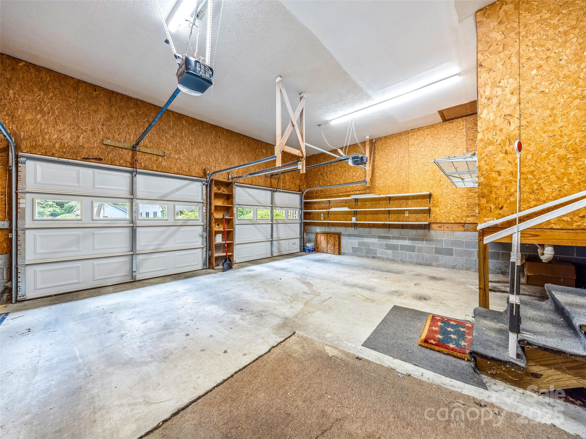 1066 Maplewood Court