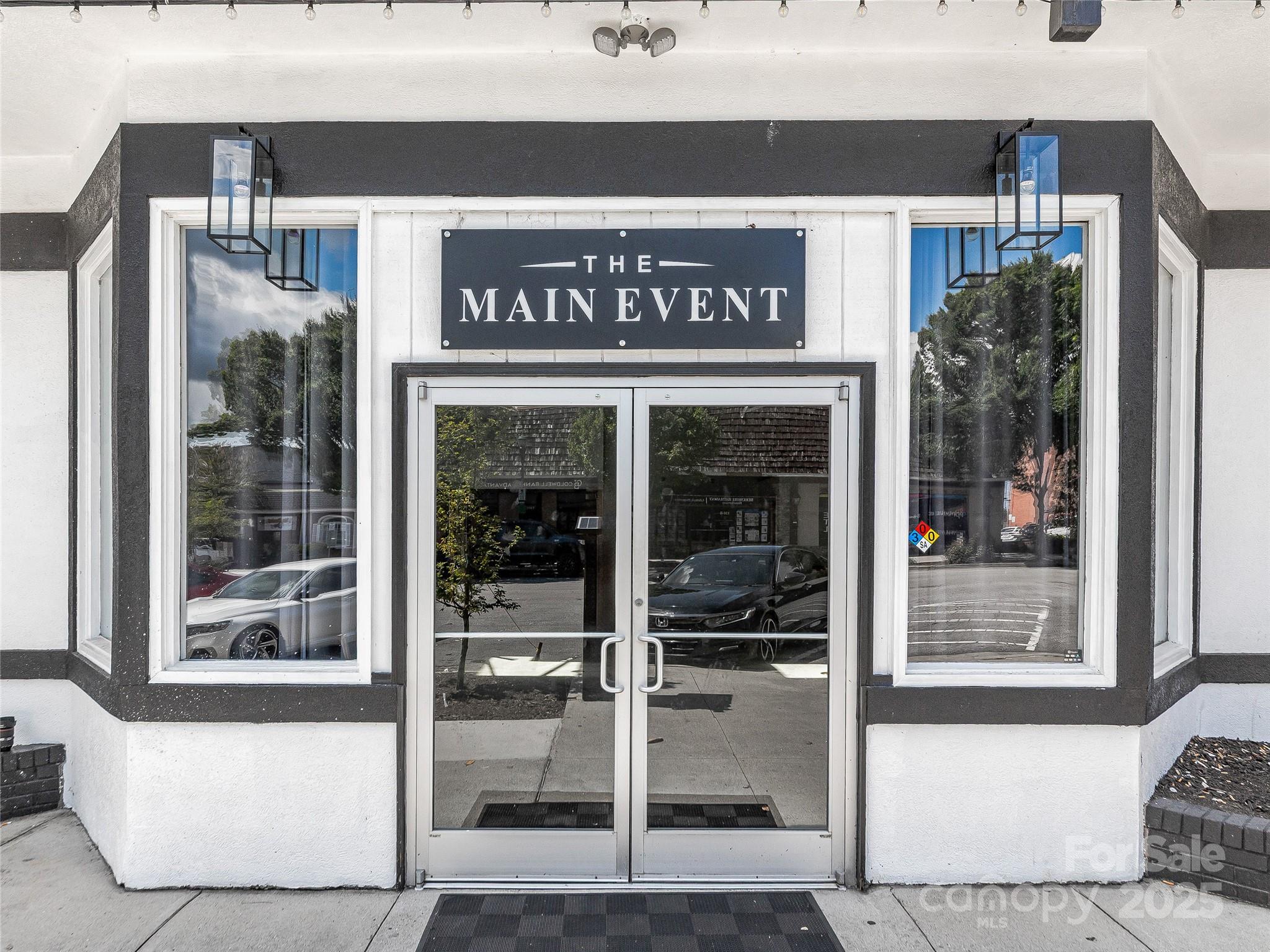 125 & 127 S Main Street