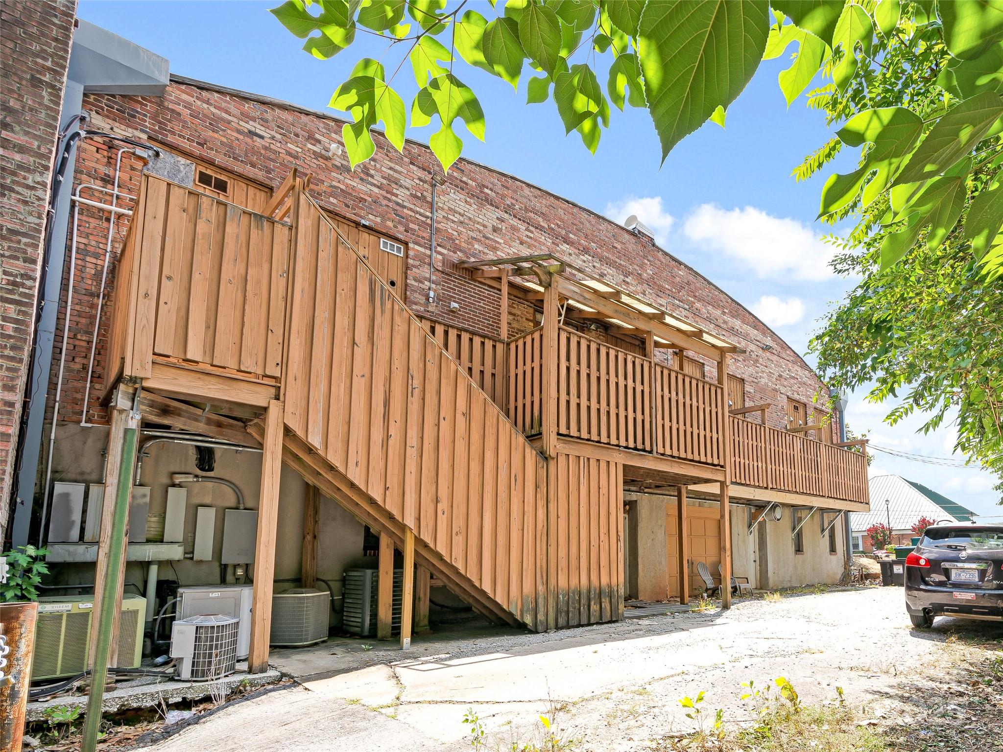 125 & 127 S Main Street