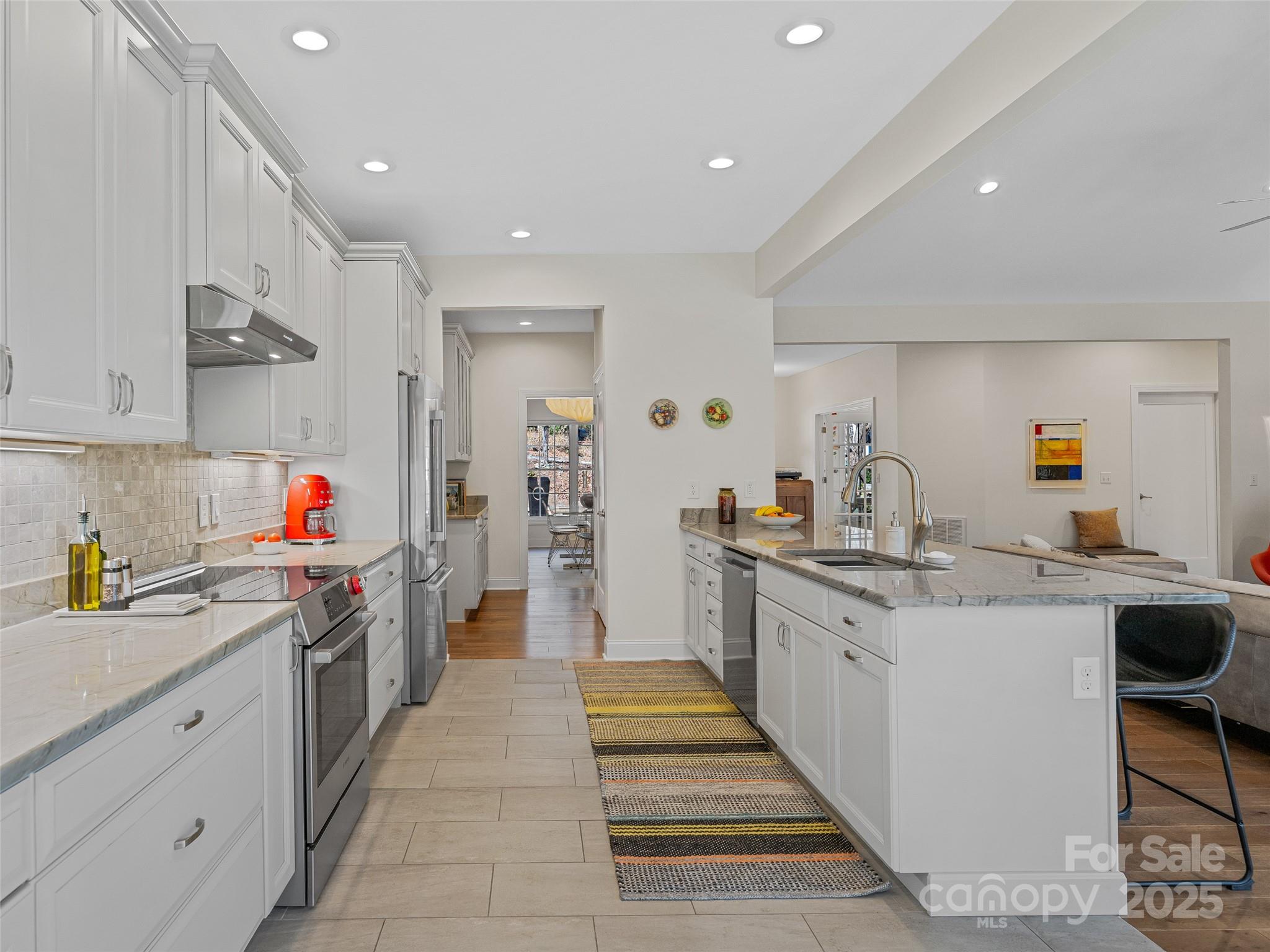 2508 Carriage Falls Court