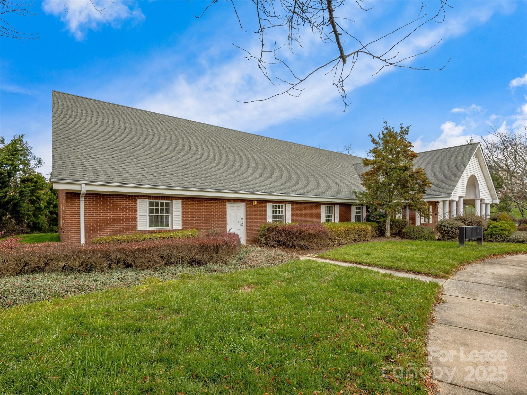 800 Beverly Hanks Center