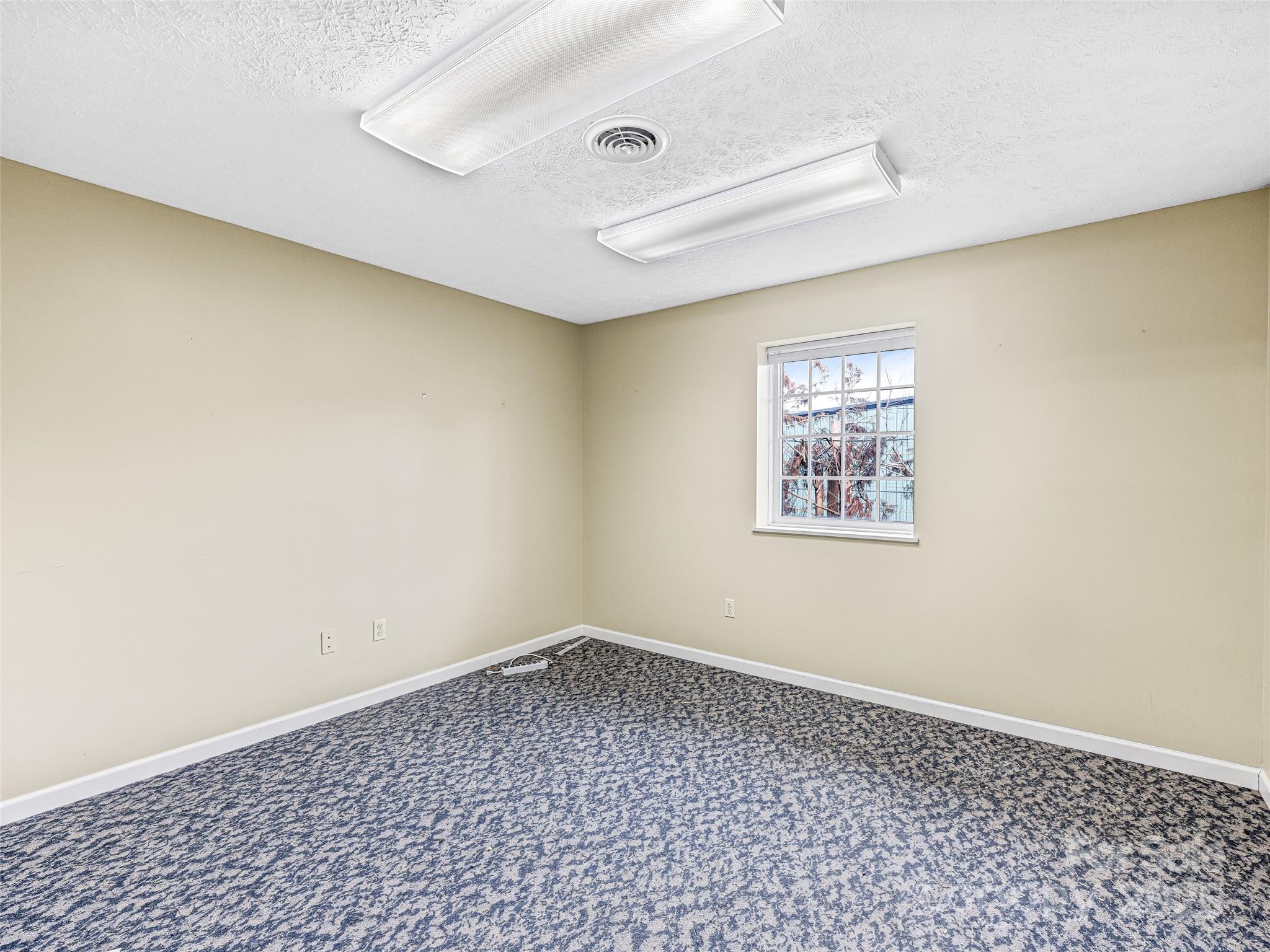 800 Beverly Hanks Center