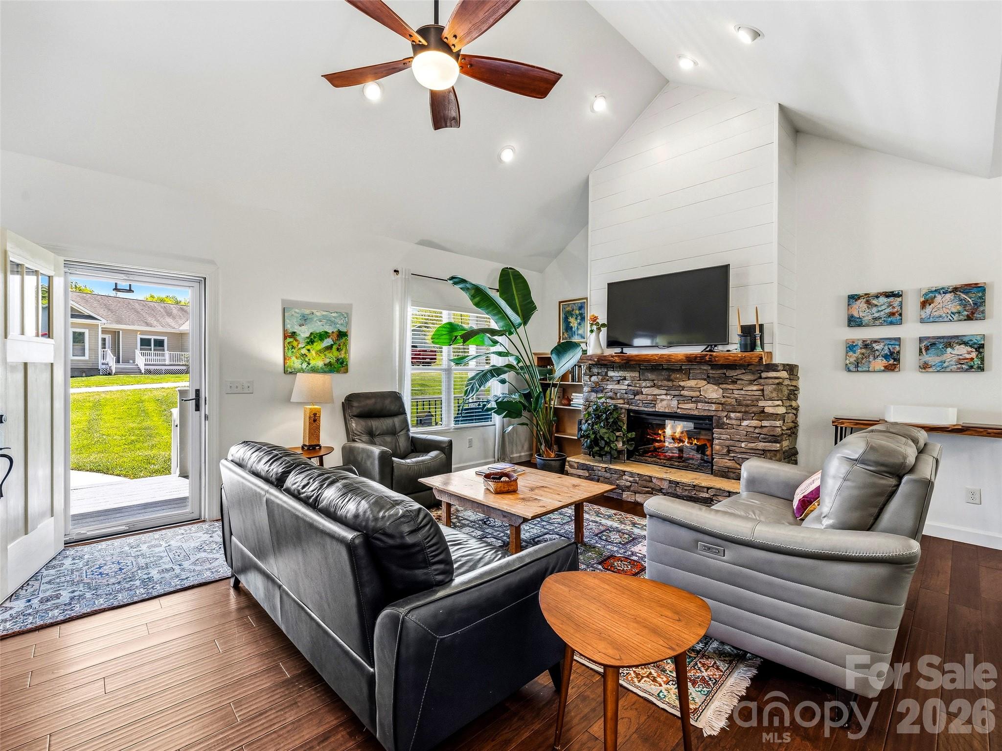 144 Hidden Knoll Drive