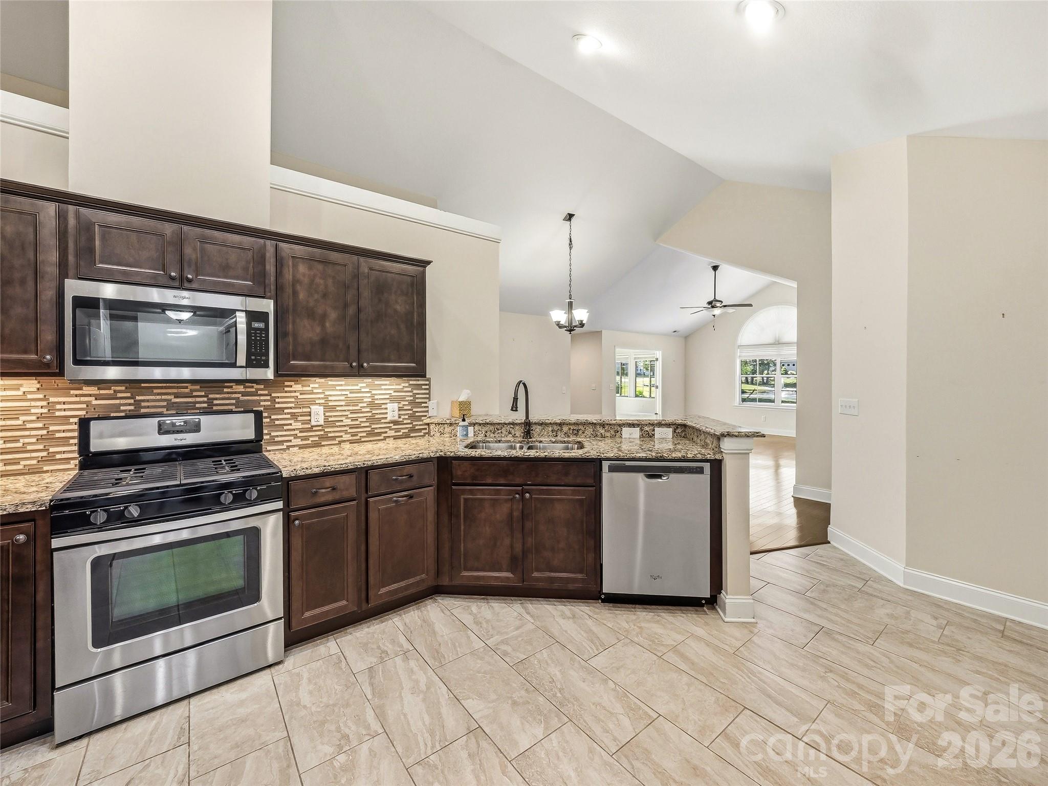 426 Summerfield Place