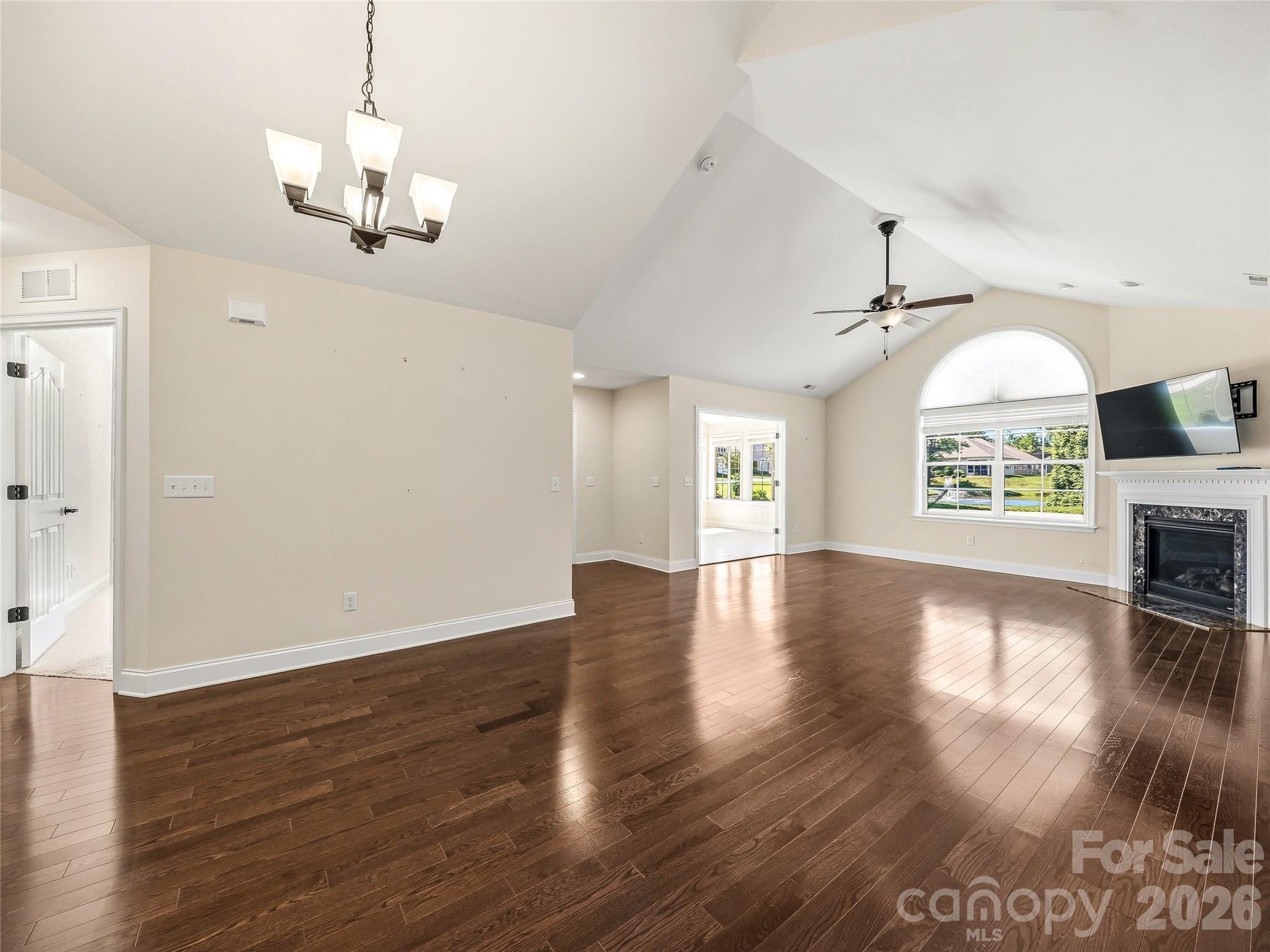 426 Summerfield Place