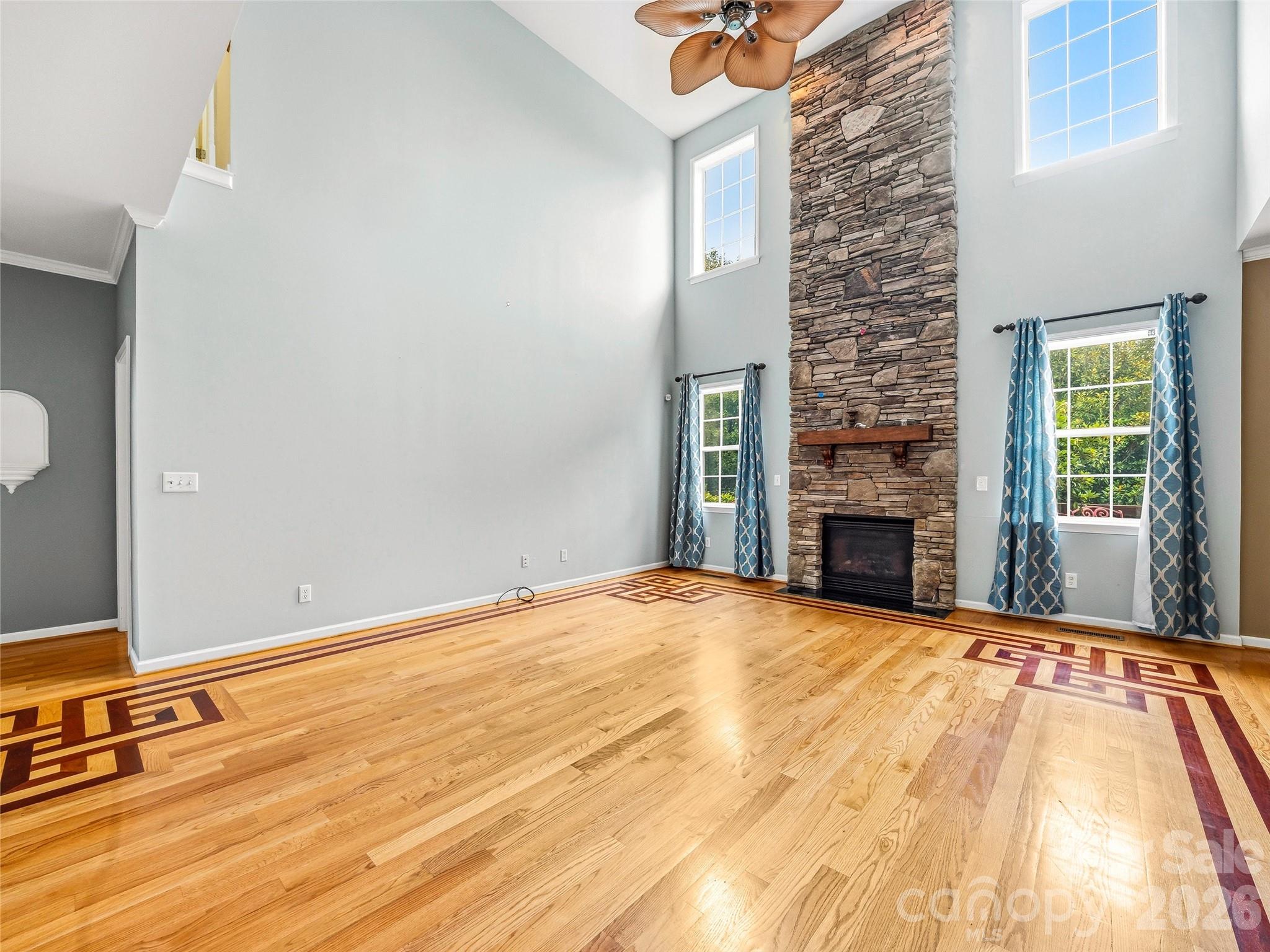 6 Dansford Lane