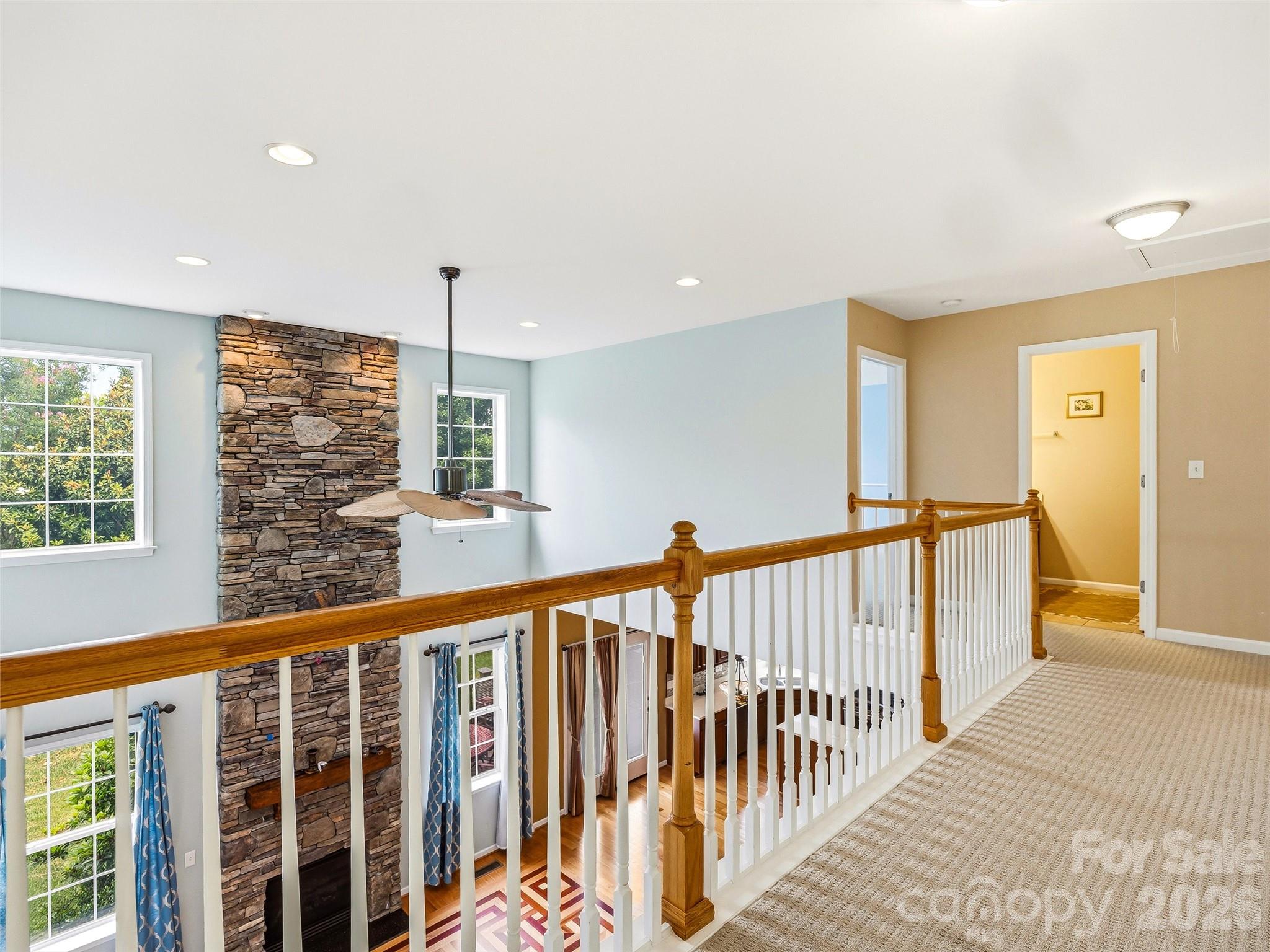6 Dansford Lane