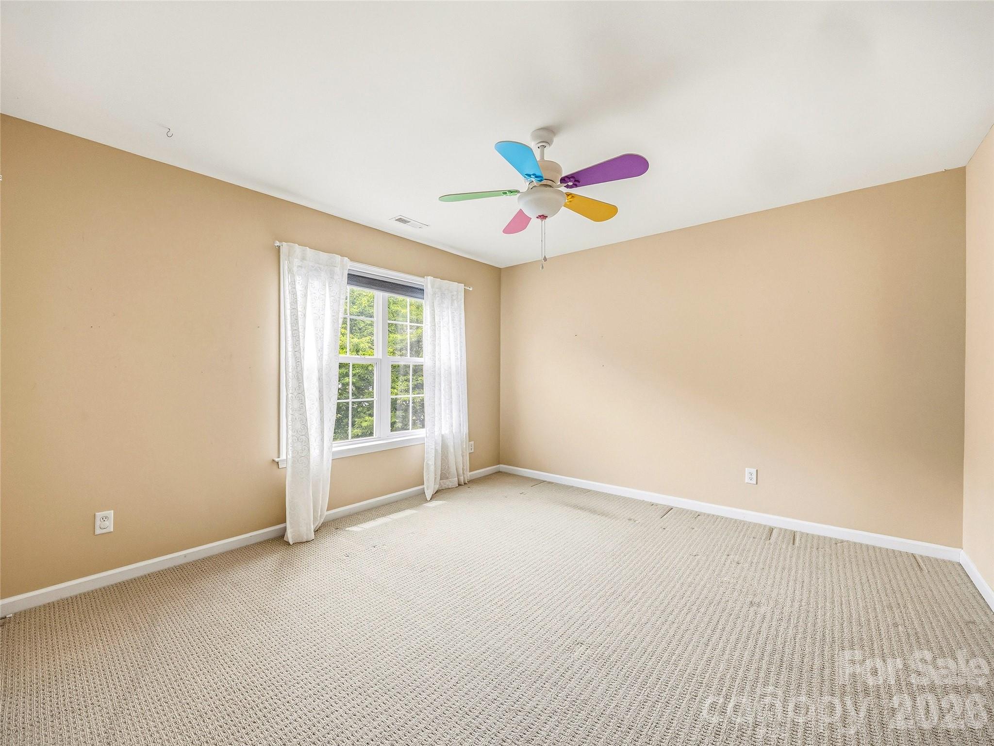 6 Dansford Lane