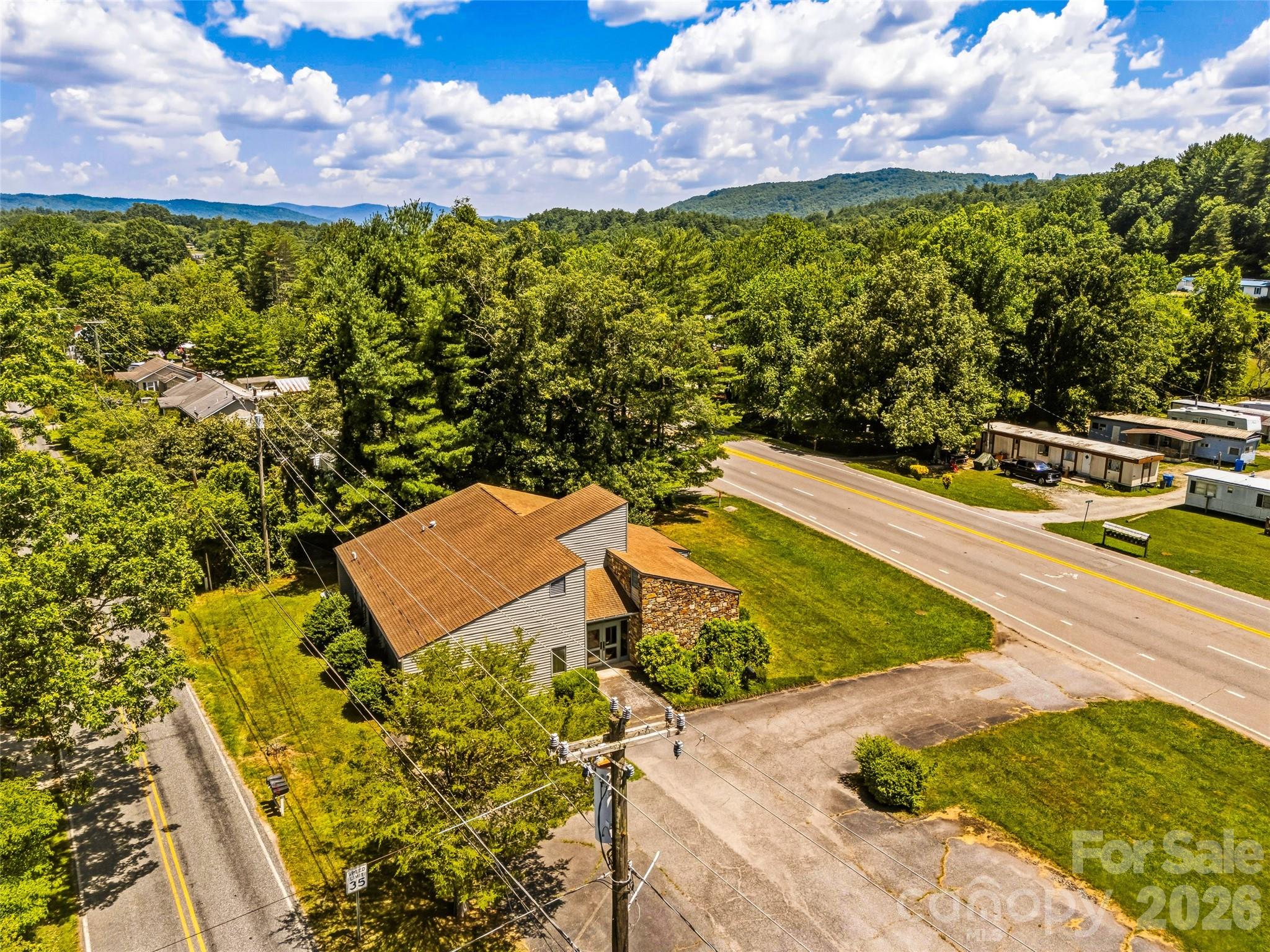 675 Hendersonville Highway
