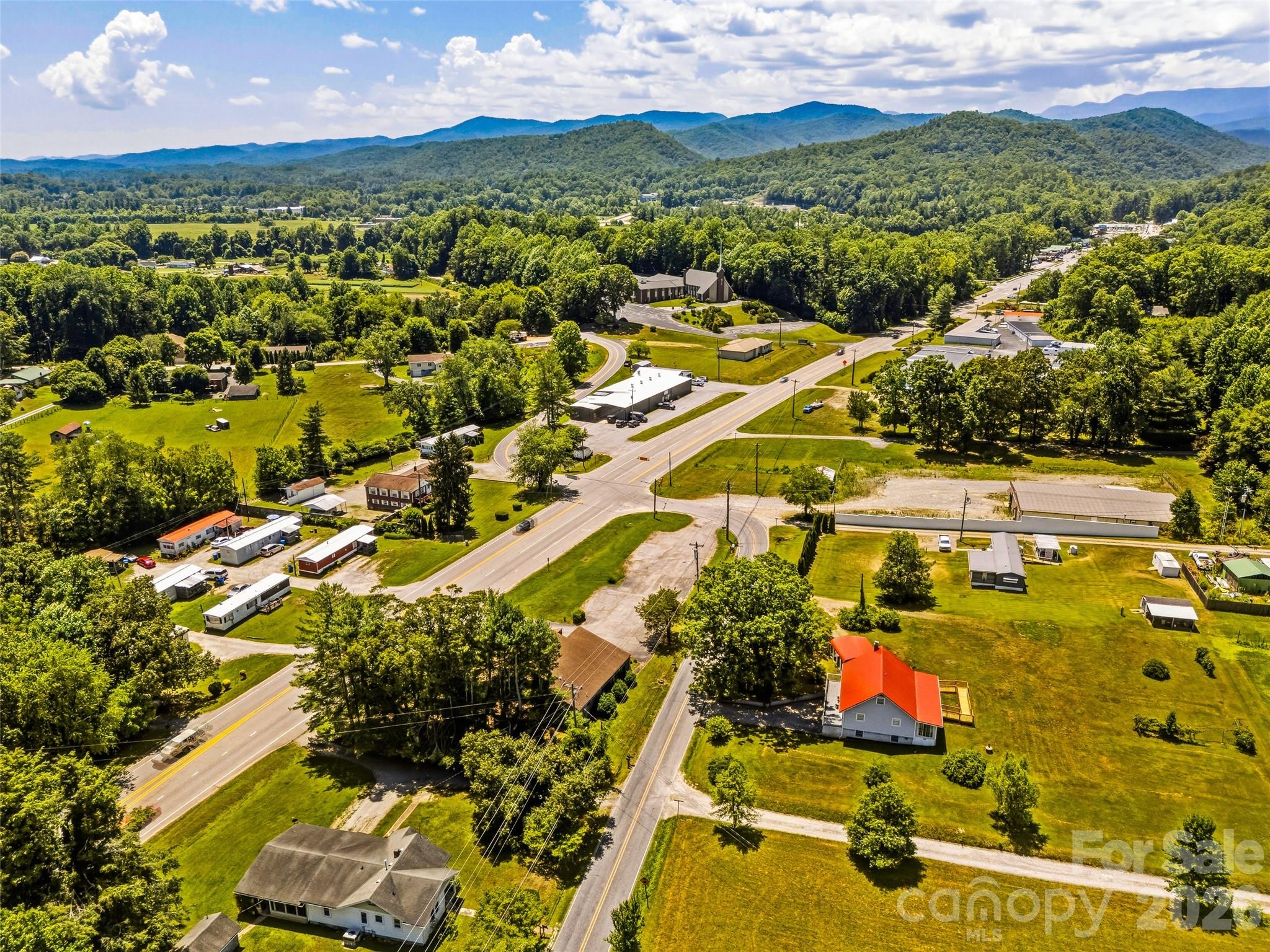 675 Hendersonville Highway