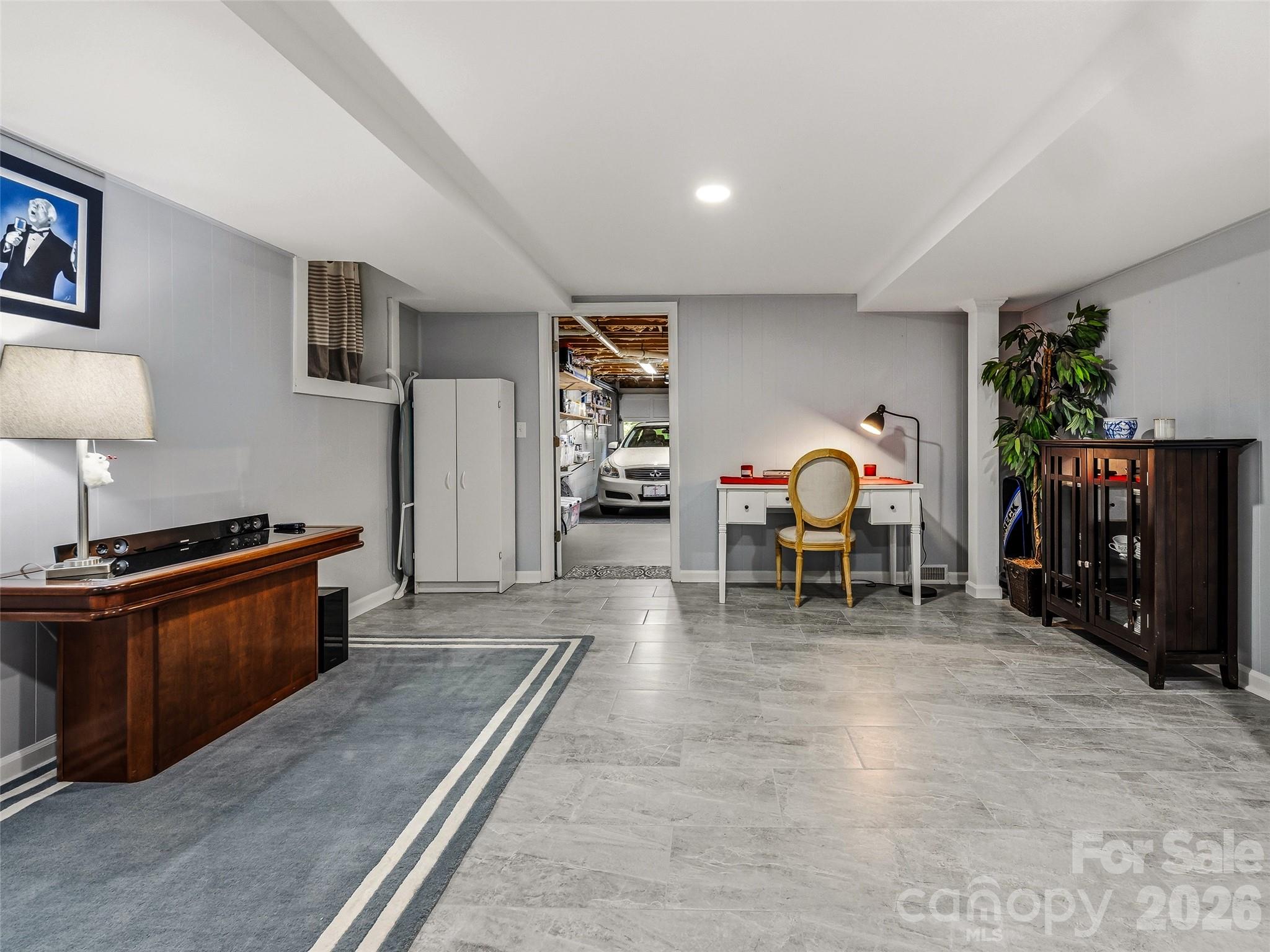 518 Starmount Lane