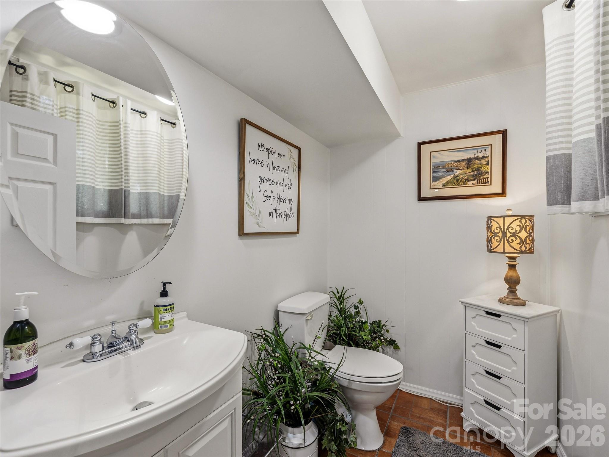 518 Starmount Lane