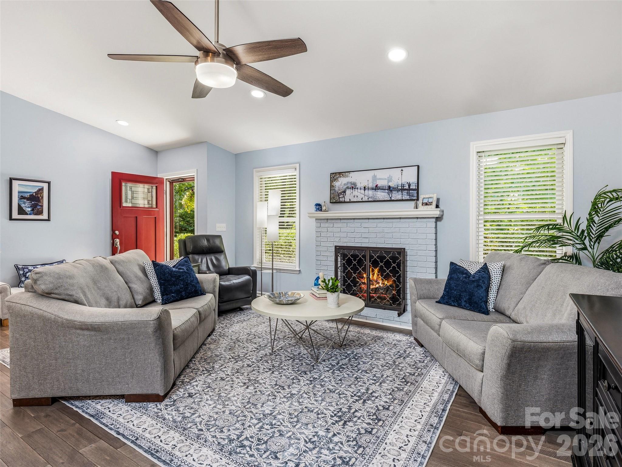 518 Starmount Lane