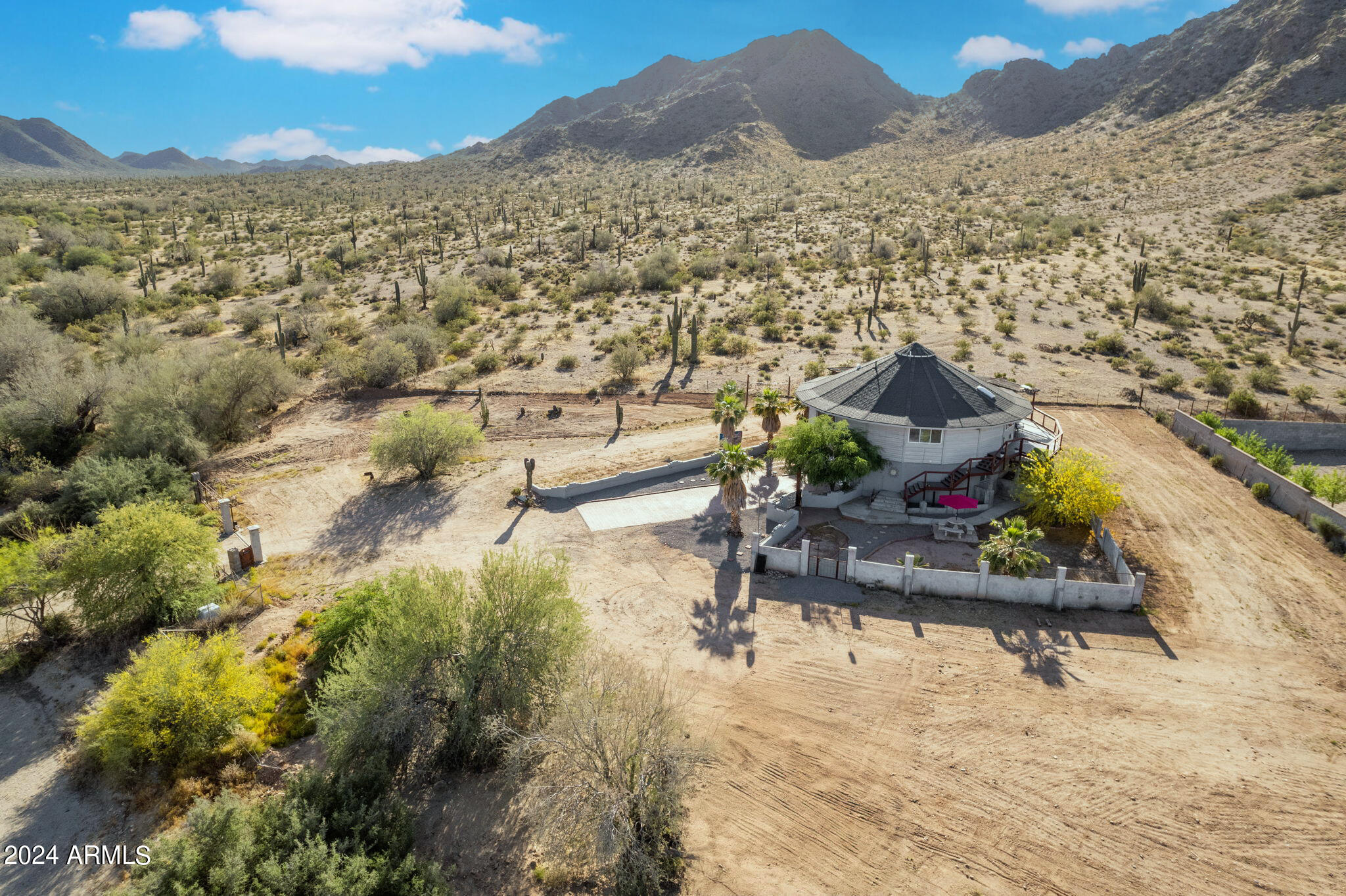 5110 W SADDLE MOUNTAIN Trail