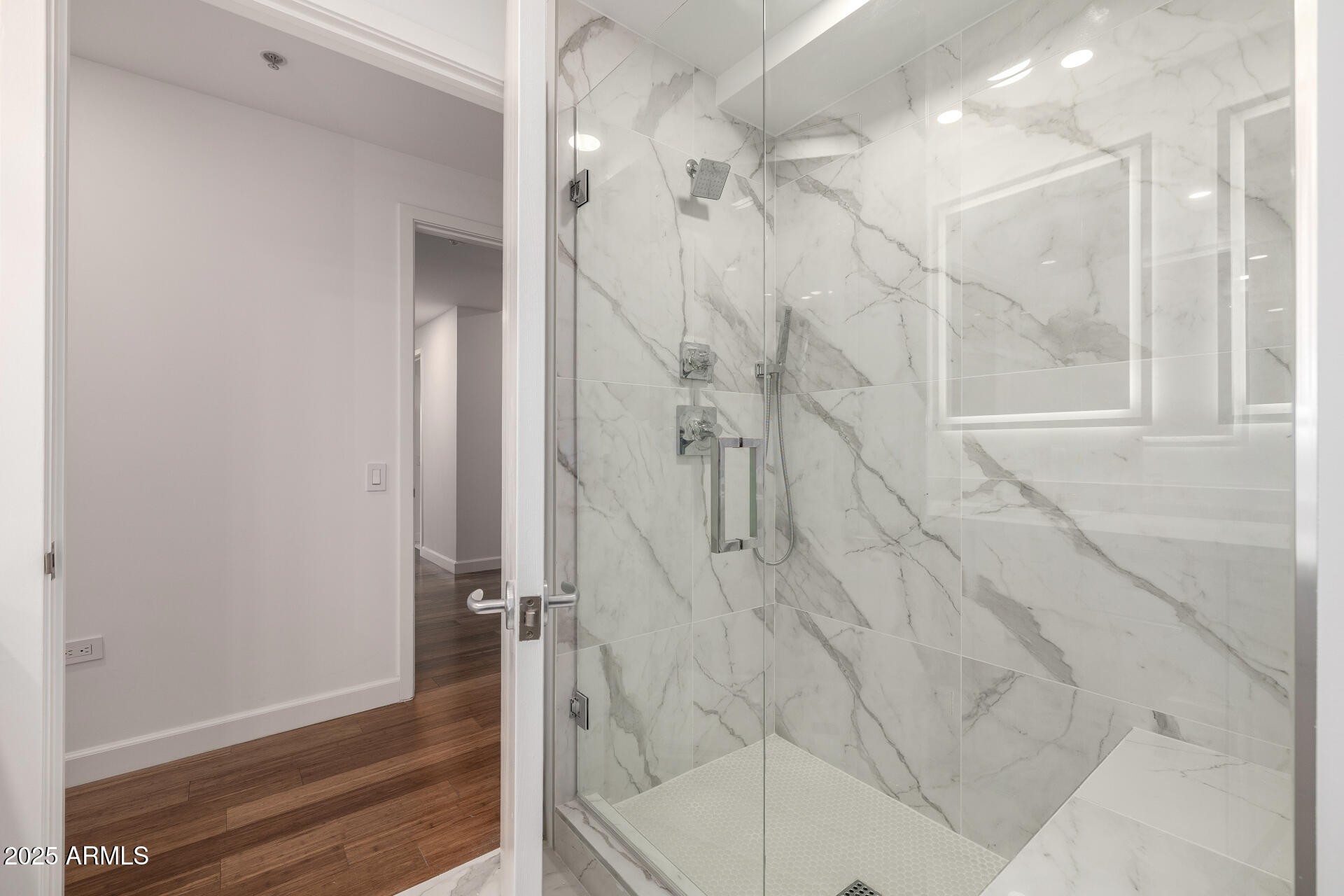 7161 E RANCHO VISTA Drive 4007