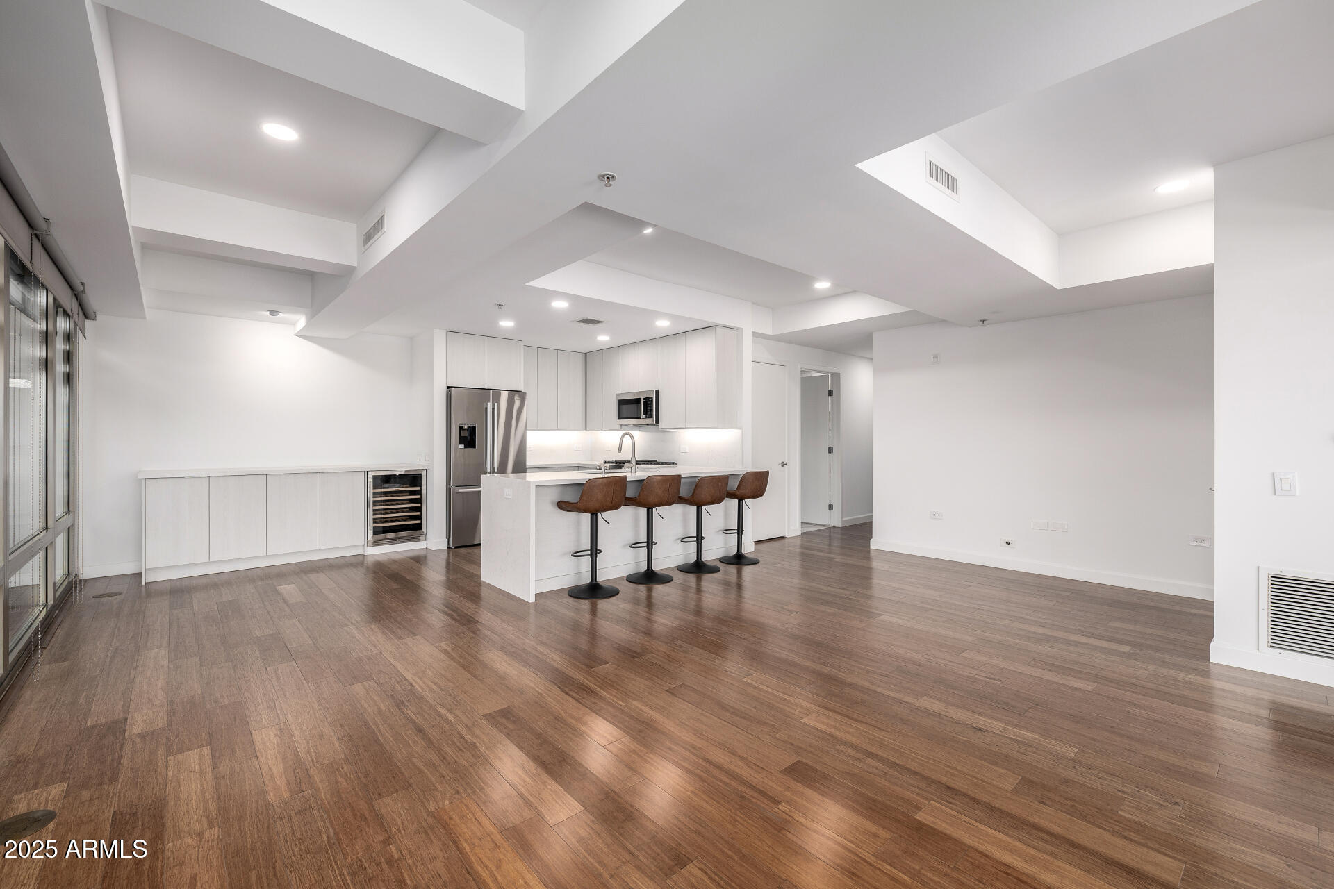 7161 E RANCHO VISTA Drive 4007