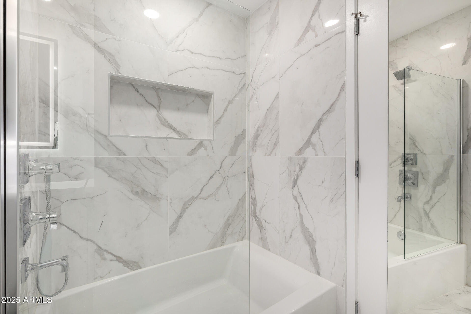 7161 E RANCHO VISTA Drive 4007