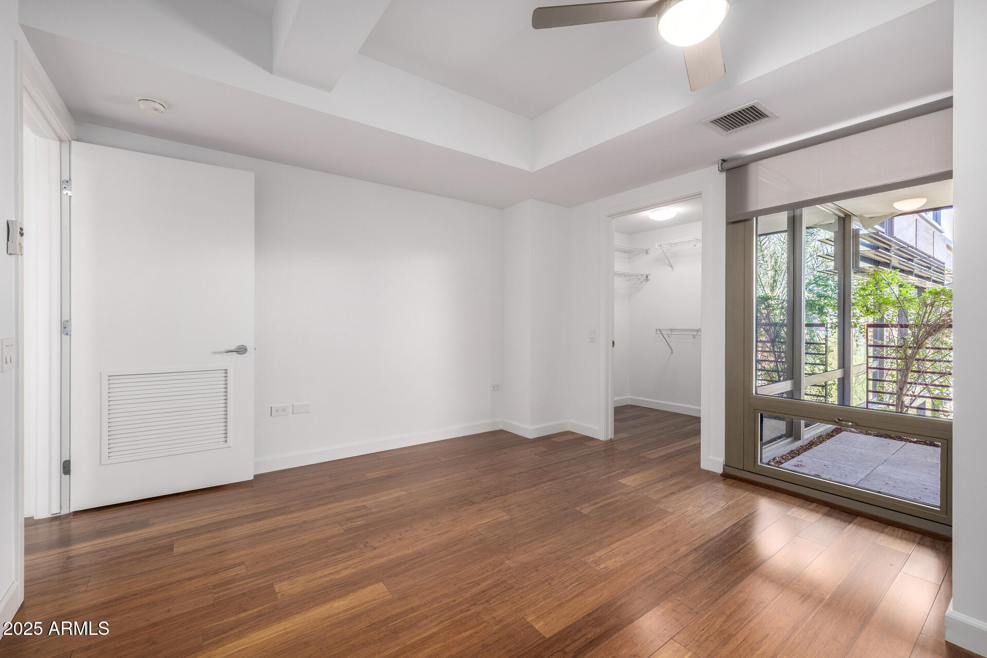 7161 E RANCHO VISTA Drive 4007