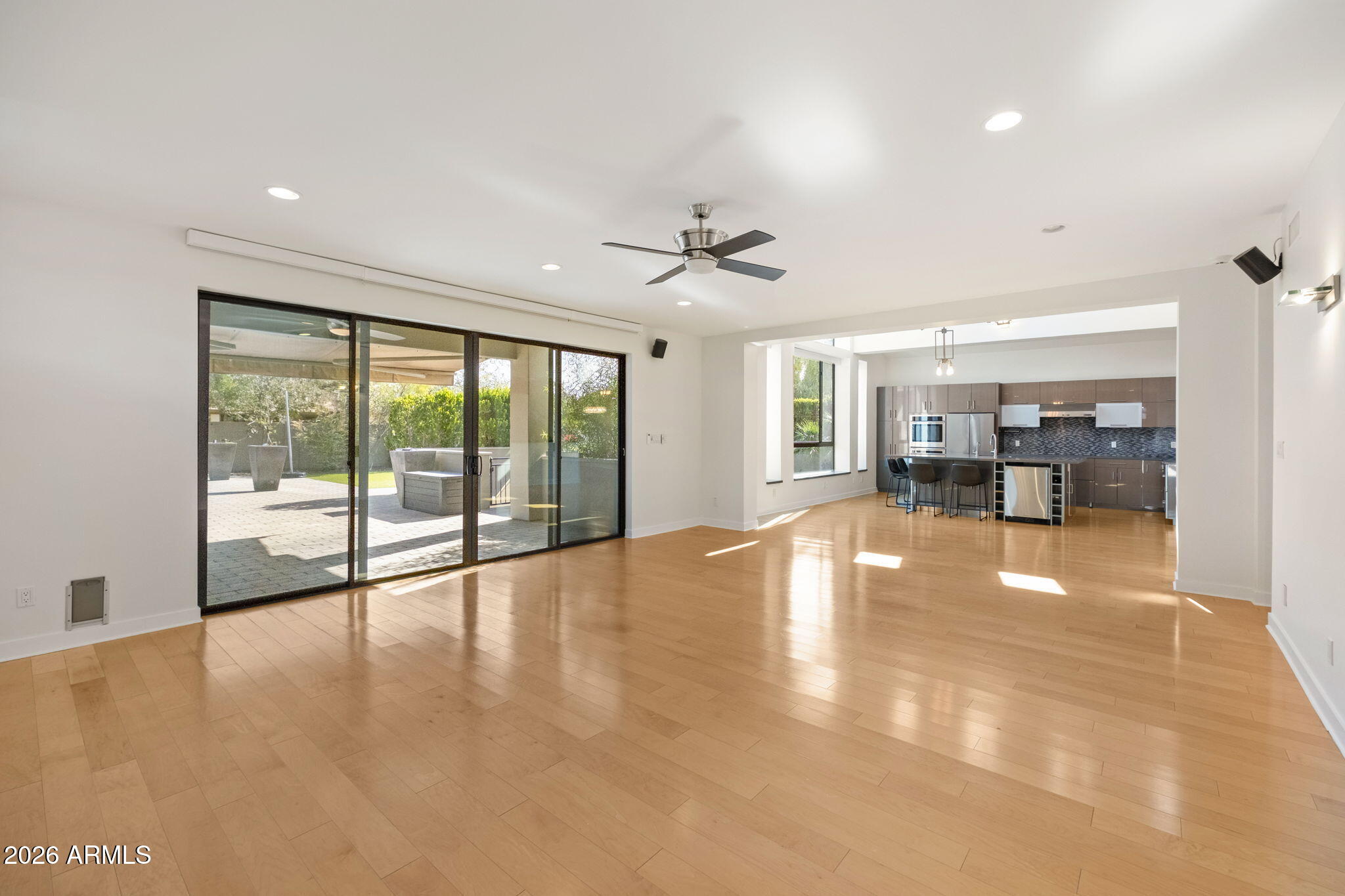 9433 S STANLEY Place