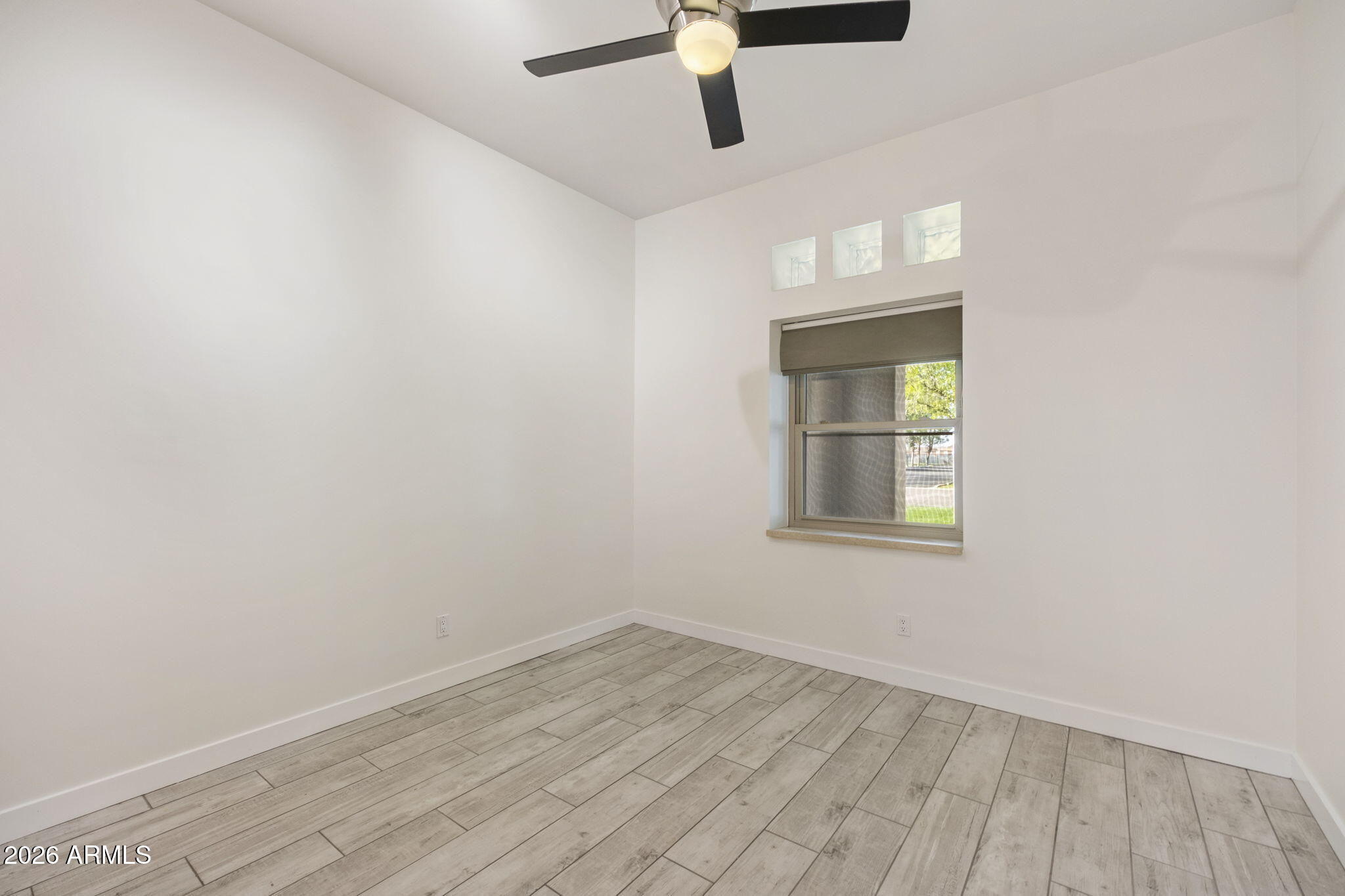 9433 S STANLEY Place